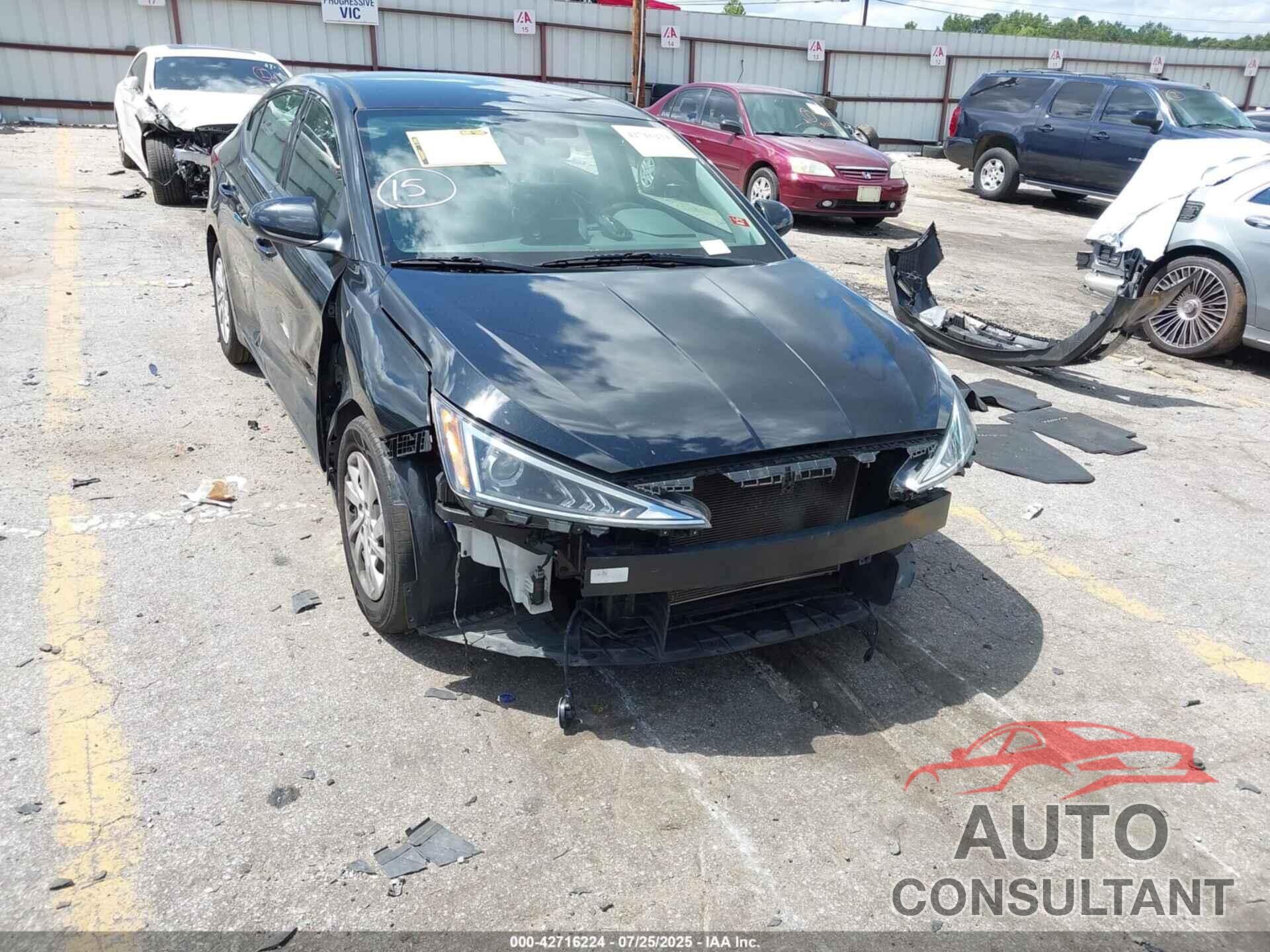 HYUNDAI ELANTRA 2020 - 5NPD74LF8LH599323