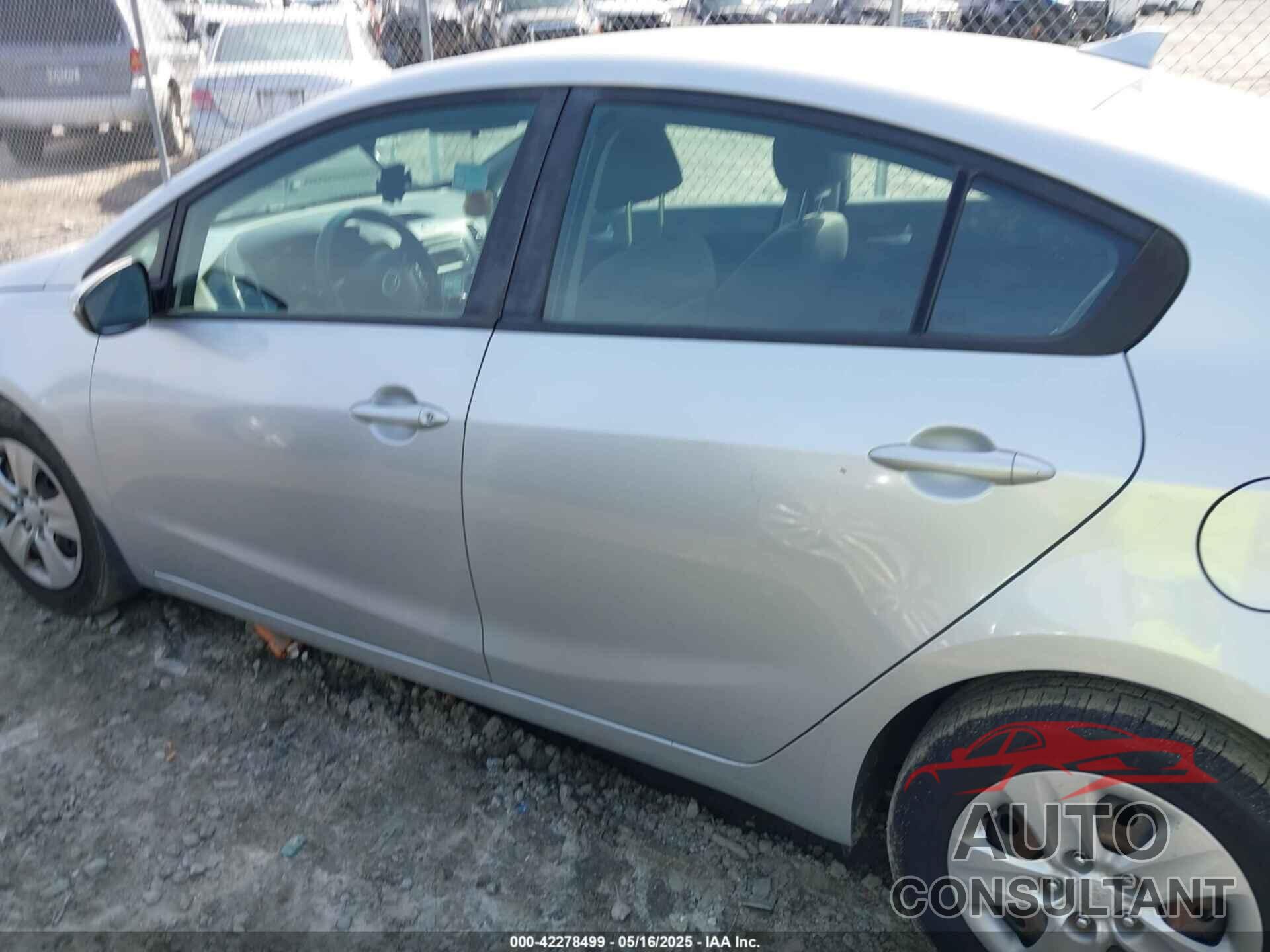 KIA FORTE 2017 - 3KPFK4A72HE097728