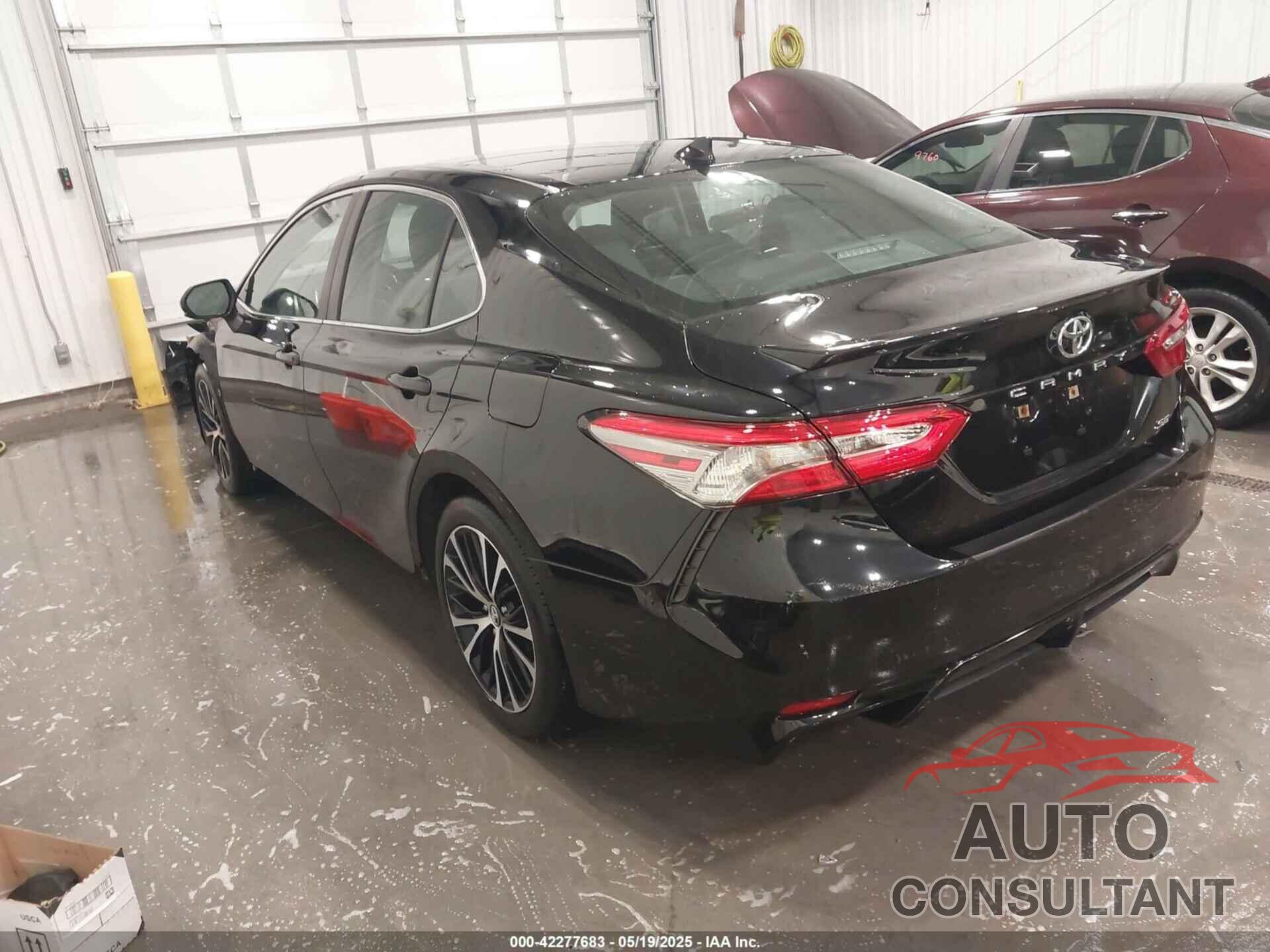 TOYOTA CAMRY 2019 - 4T1B11HK5KU279986