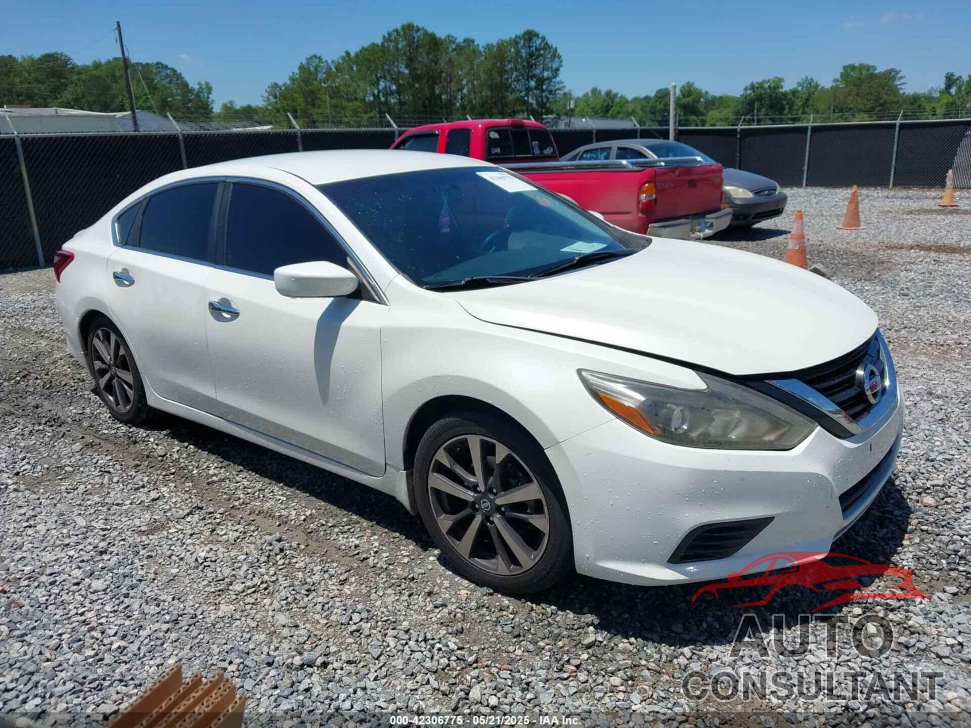 NISSAN ALTIMA 2017 - 1N4AL3AP9HN351471