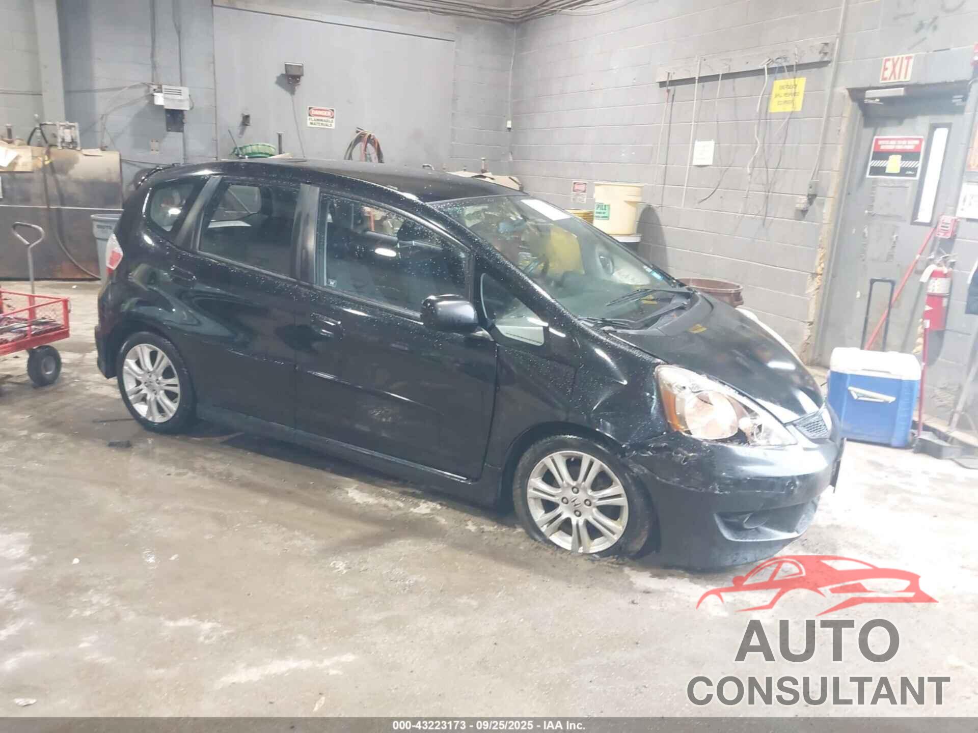HONDA FIT 2010 - JHMGE8H42ACO24398