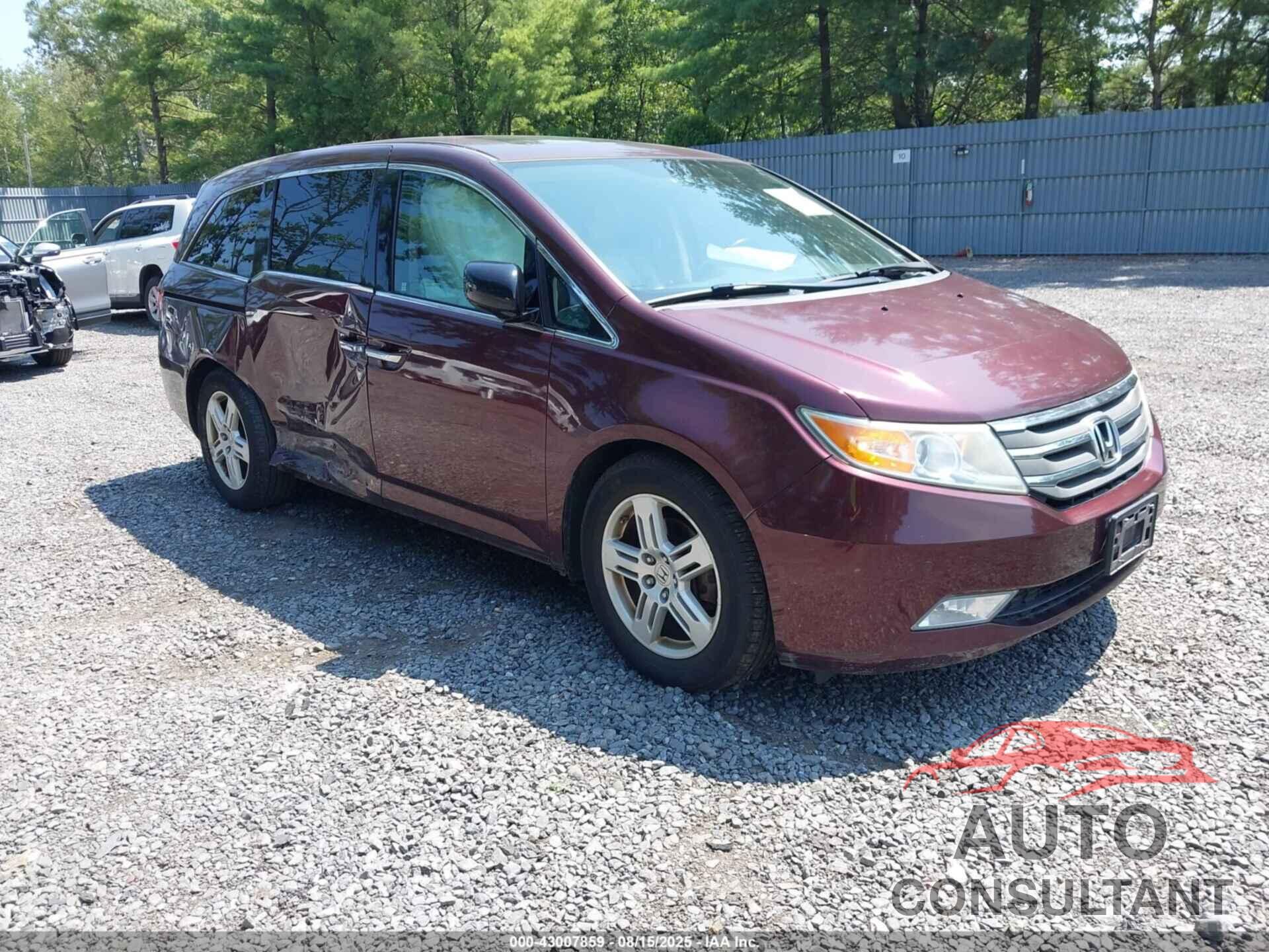 HONDA ODYSSEY 2013 - 5FNRL5H95DB055386