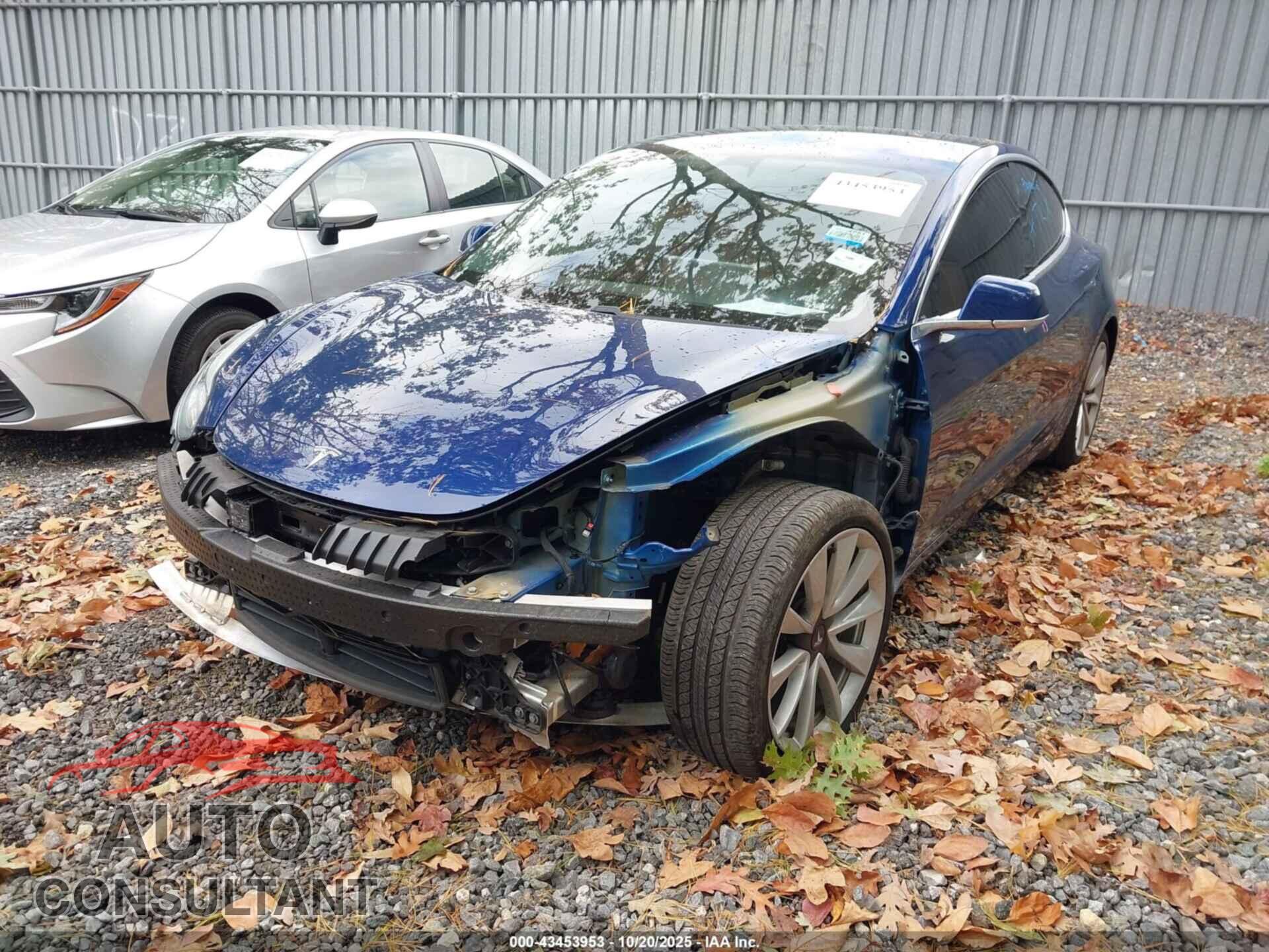 TESLA MODEL 3 2020 - 5YJ3E1EAXLF661367