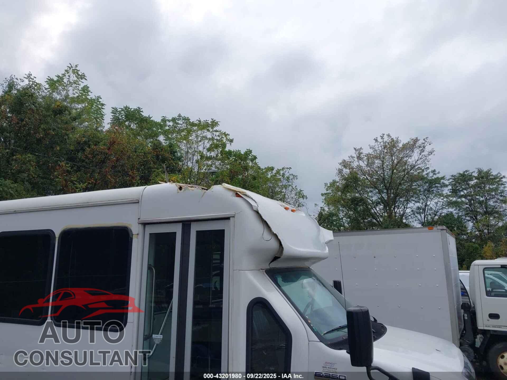 FORD E-350 CUTAWAY 2015 - 1FDEE3FS2FDA07465