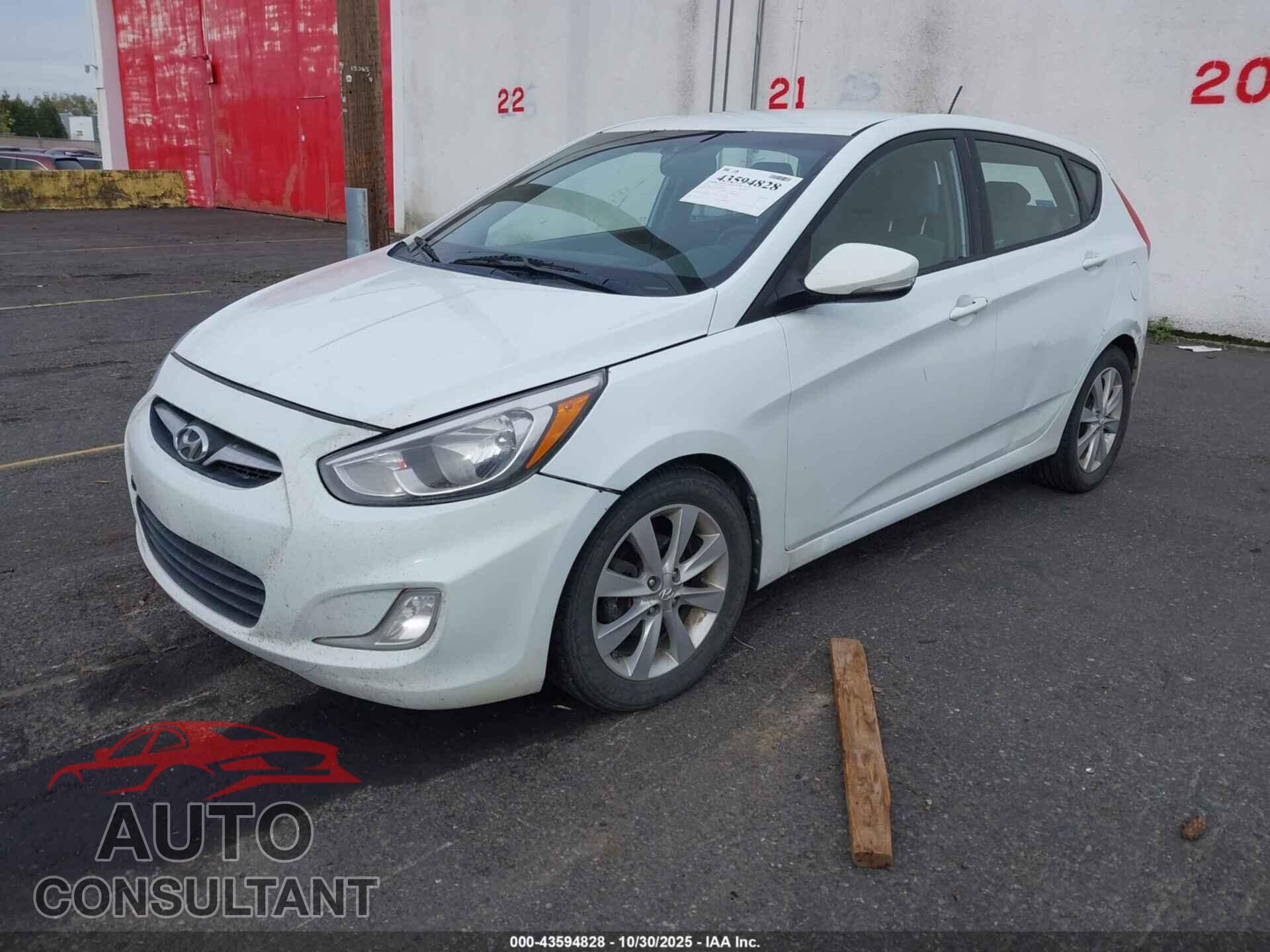 HYUNDAI ACCENT 2013 - KMHCU5AE2DU087466