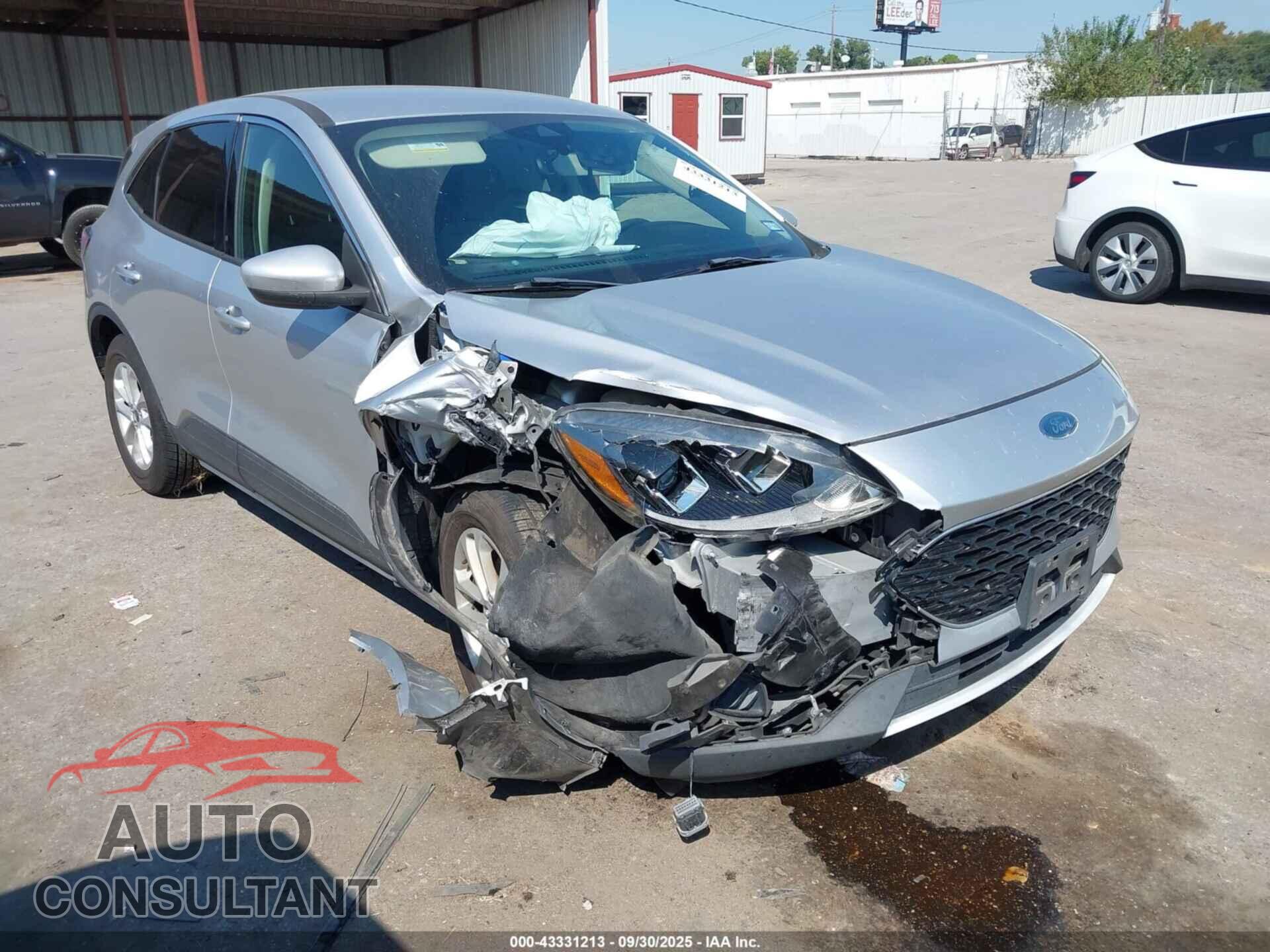 FORD ESCAPE 2020 - 1FMCU0G69LUA75364