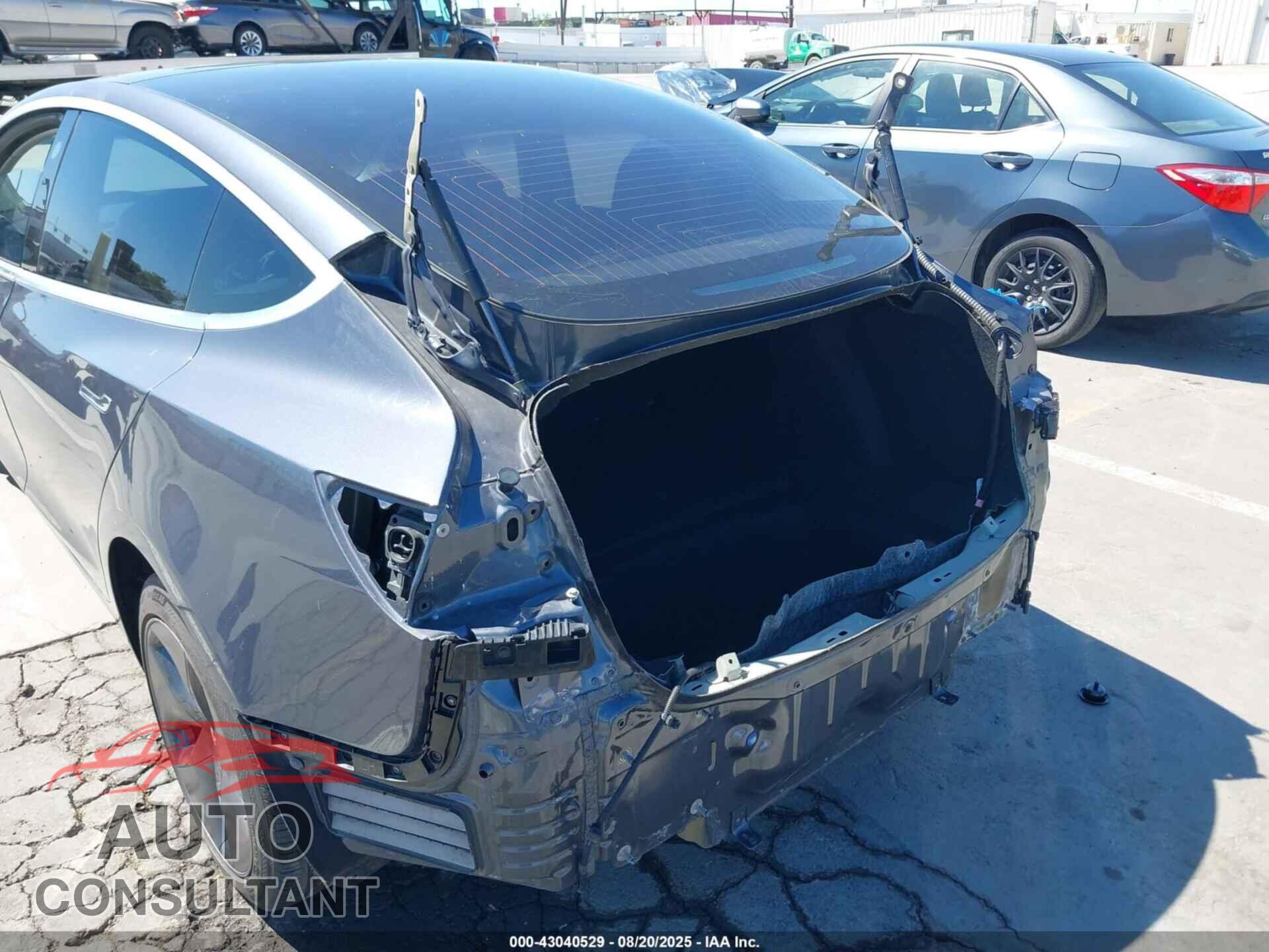 TESLA MODEL 3 2018 - 5YJ3E1EA2JF041982