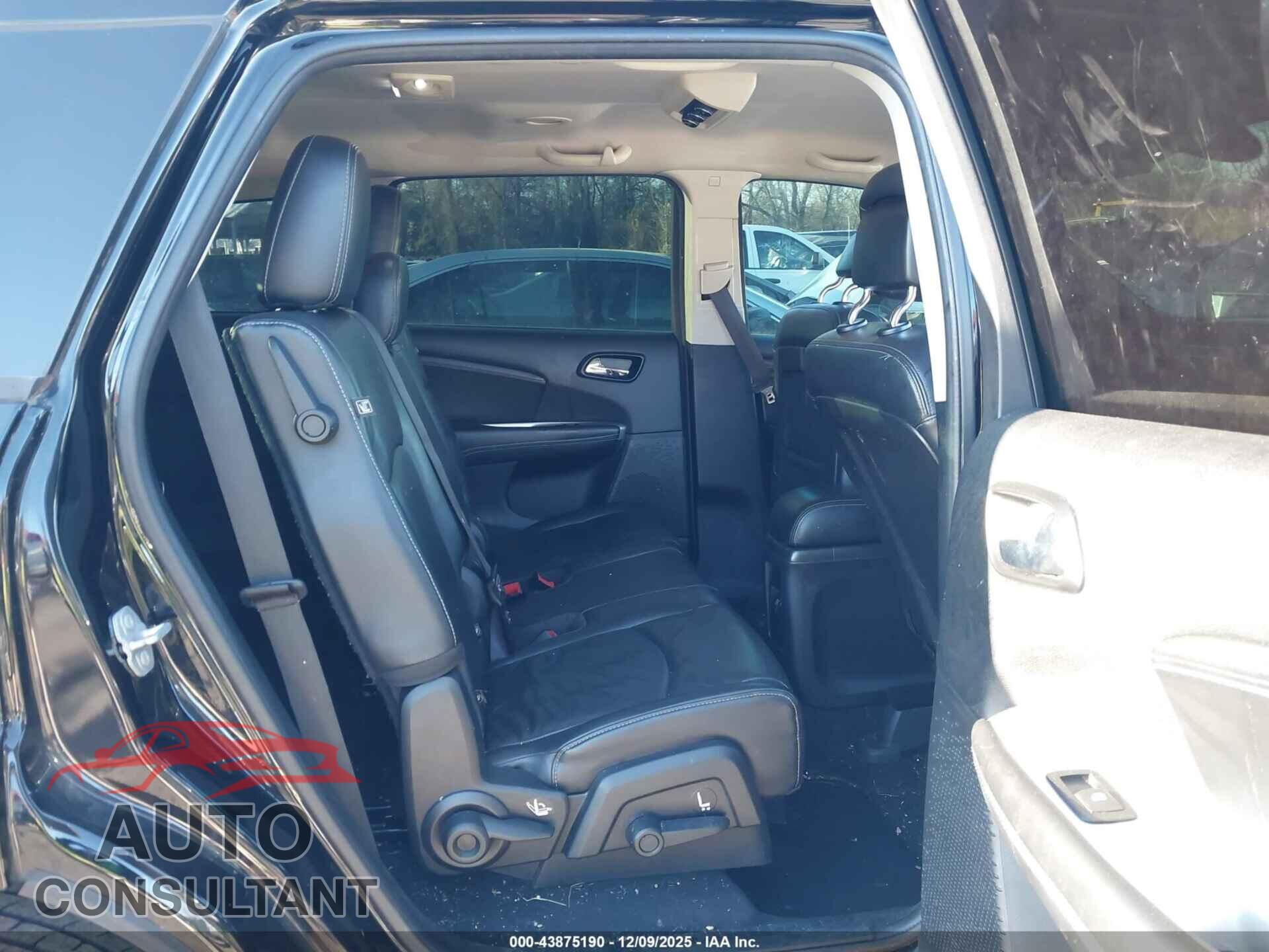DODGE JOURNEY 2015 - 3C4PDCBB9FT708696