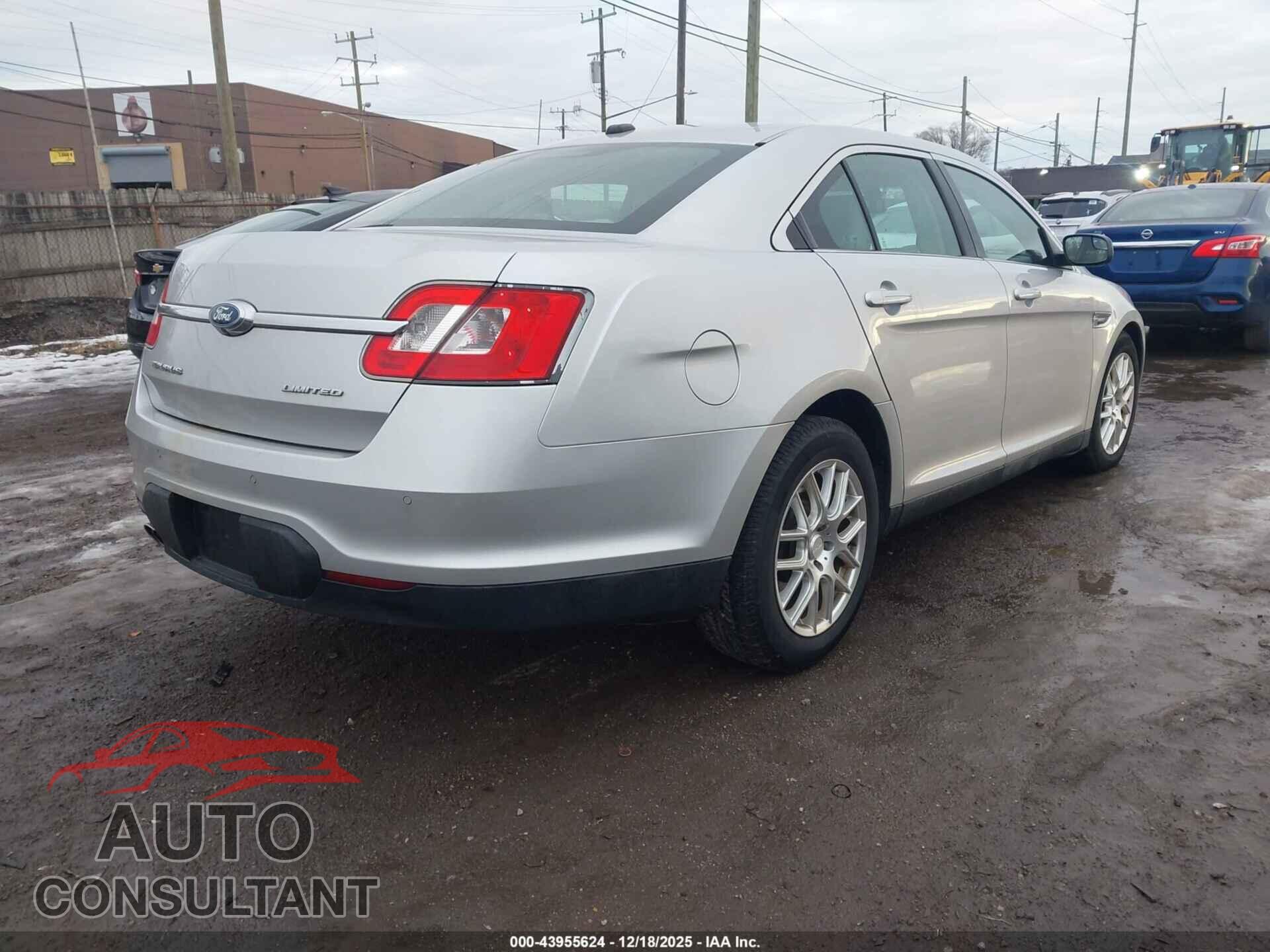 FORD TAURUS 2012 - 1FAHP2FW0CG128231