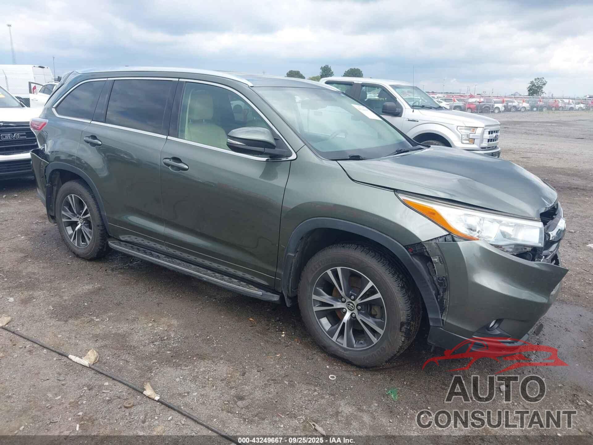 TOYOTA HIGHLANDER 2016 - 5TDKKRFH1GS165101