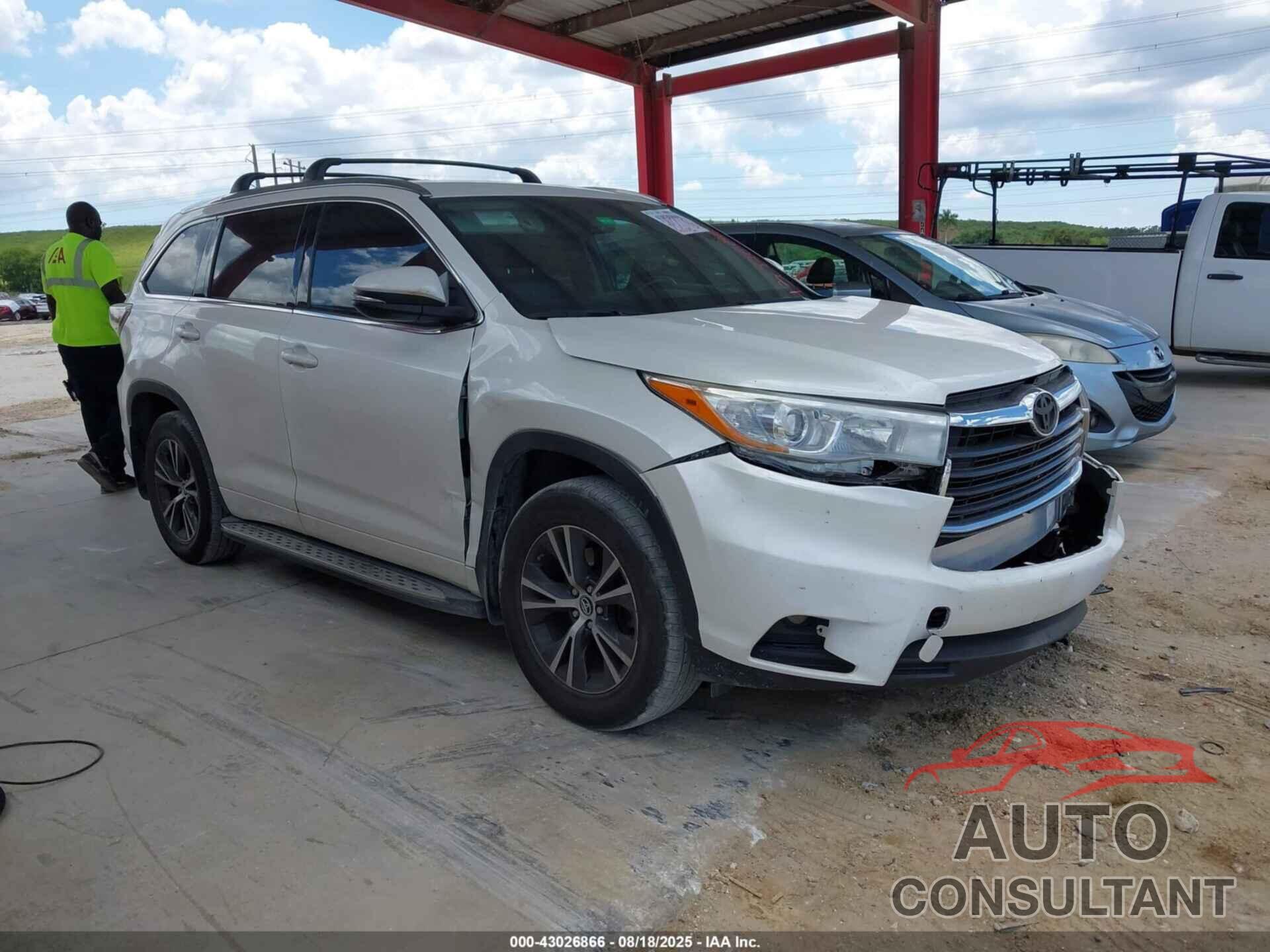 TOYOTA HIGHLANDER 2016 - 5TDKKRFHXGS177389