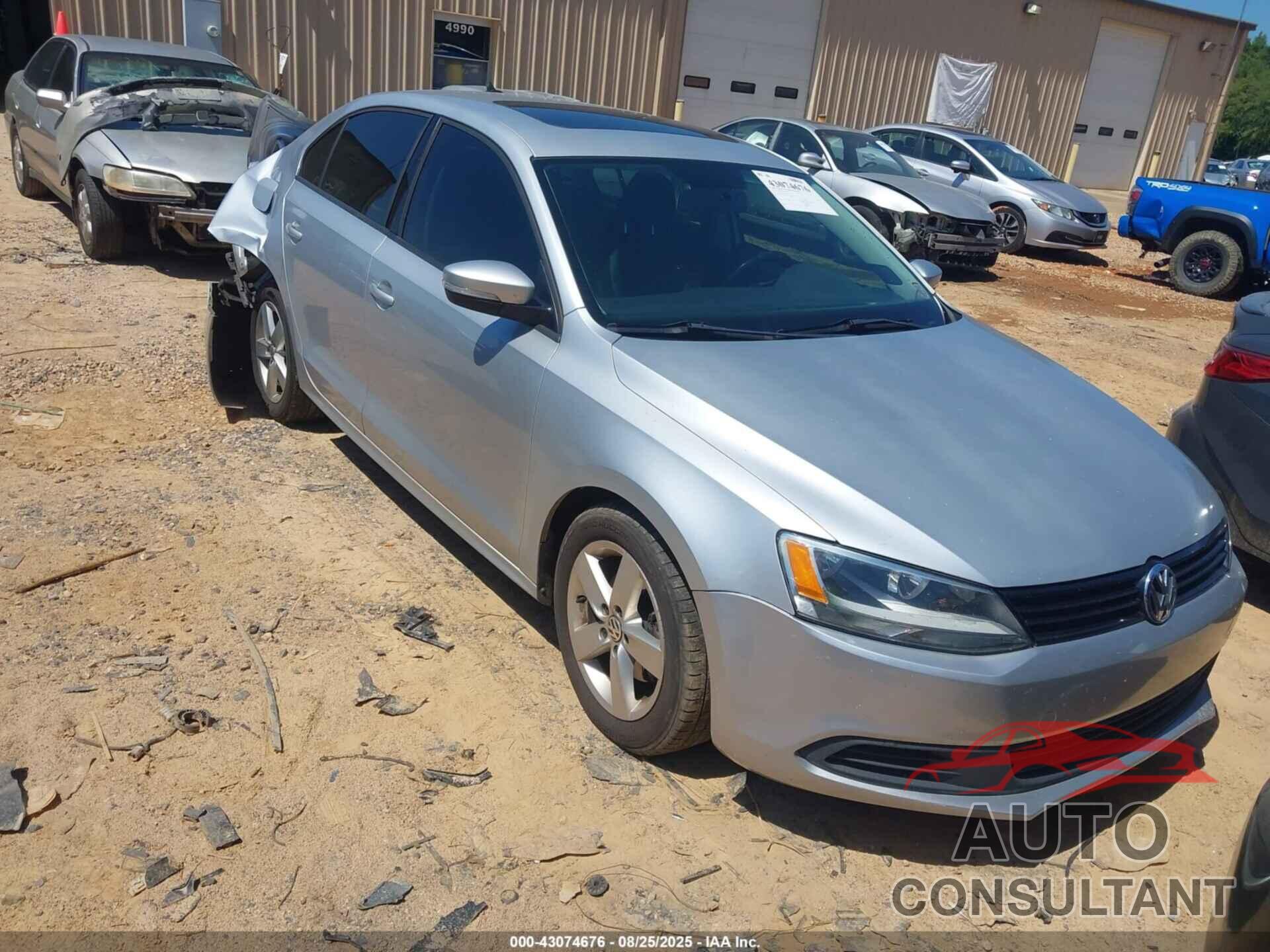 VOLKSWAGEN JETTA 2012 - 3VW3L7AJ6CM308888