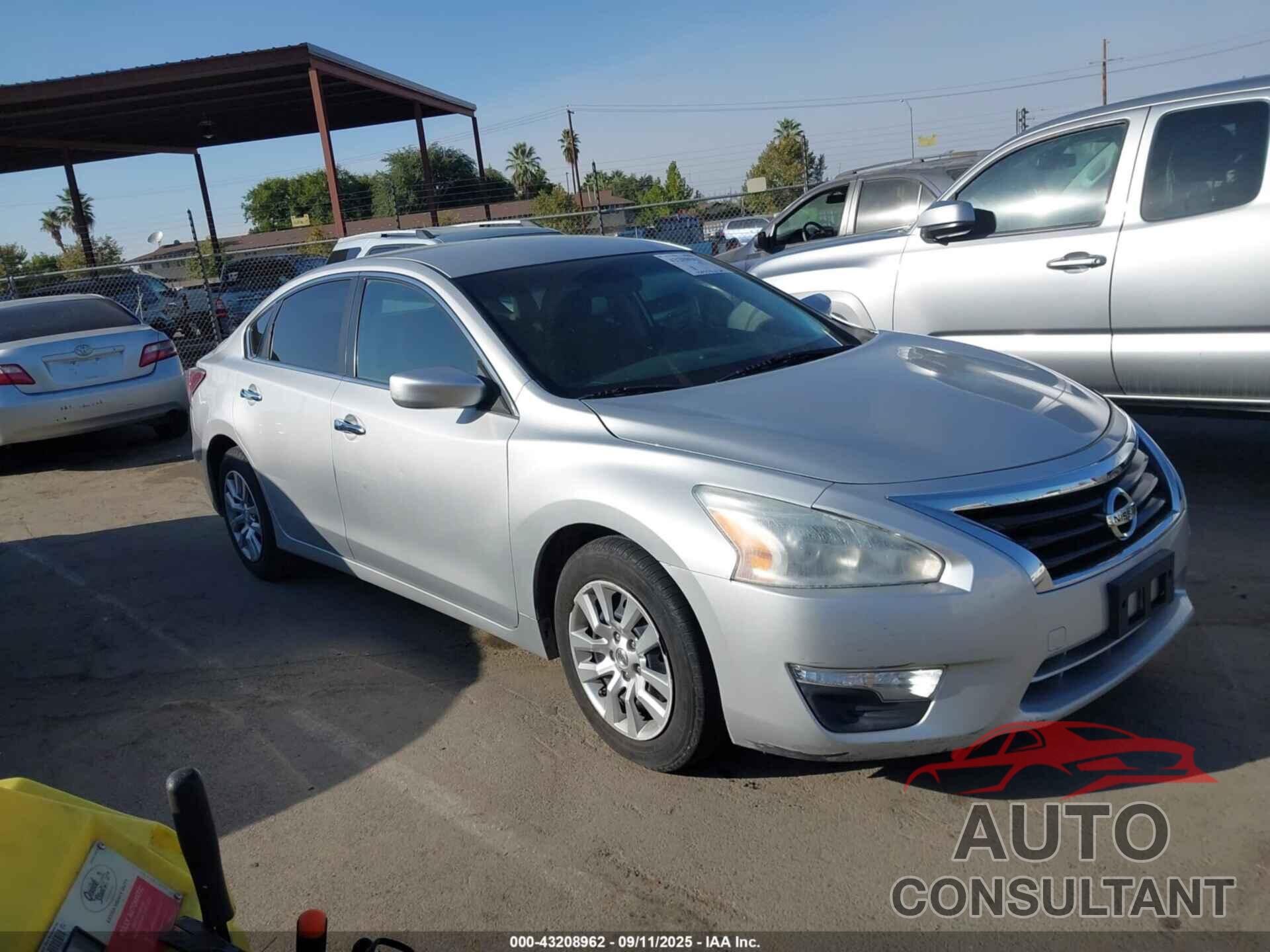 NISSAN ALTIMA 2015 - 1N4AL3AP0FC440693