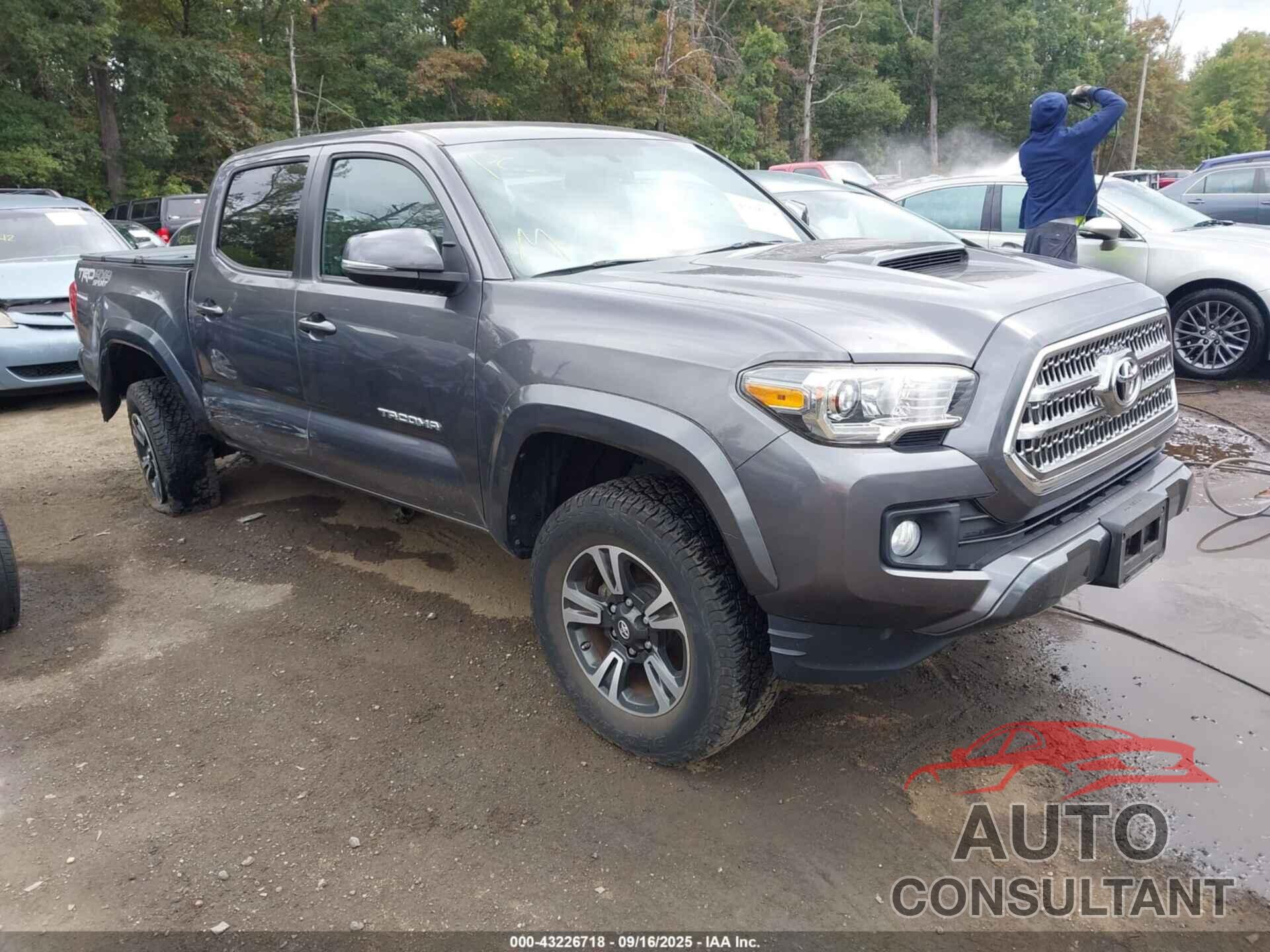TOYOTA TACOMA 2017 - 5TFCZ5AN4HX070954