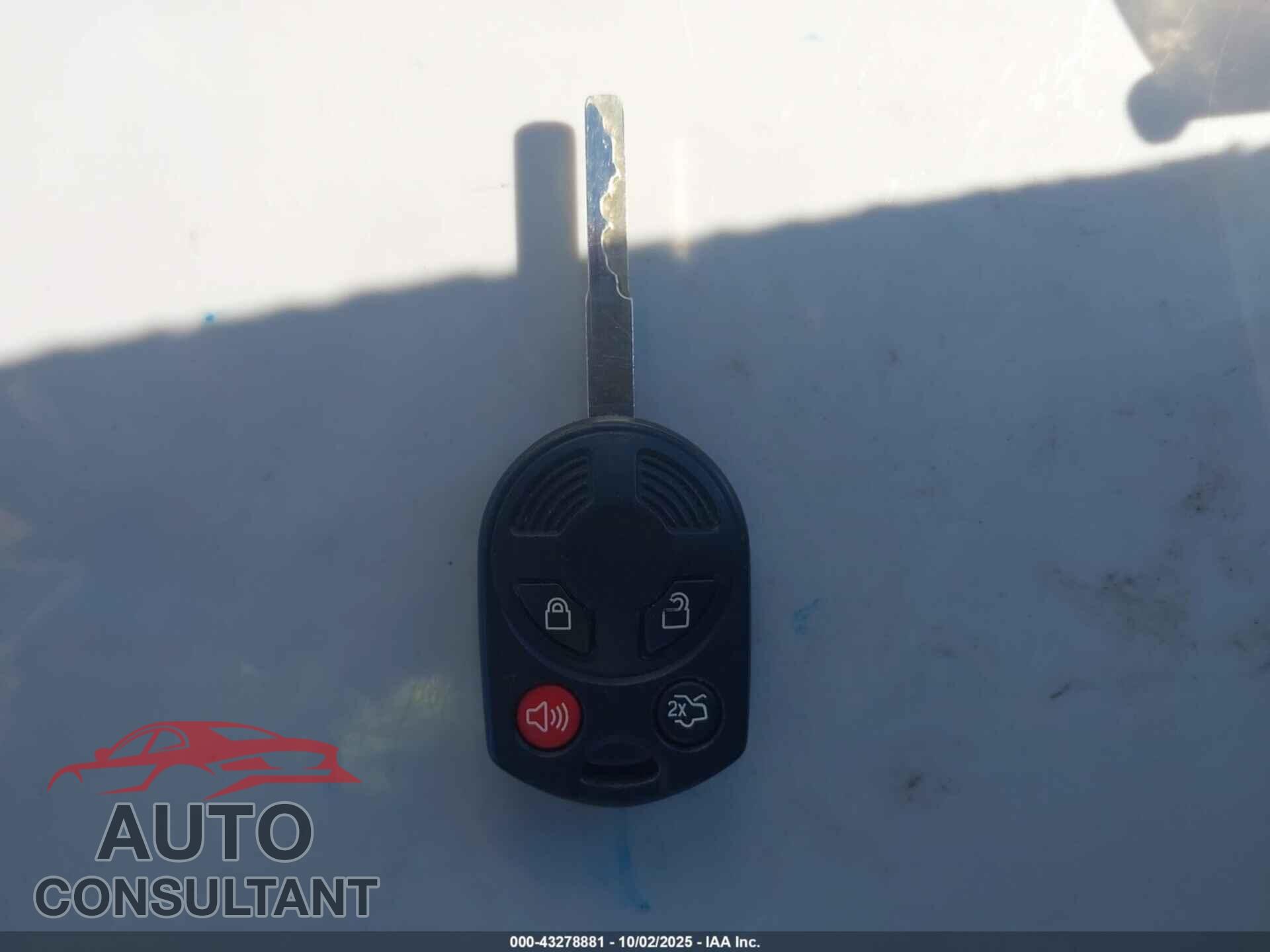 FORD FOCUS 2017 - 1FADP3F22HL332996