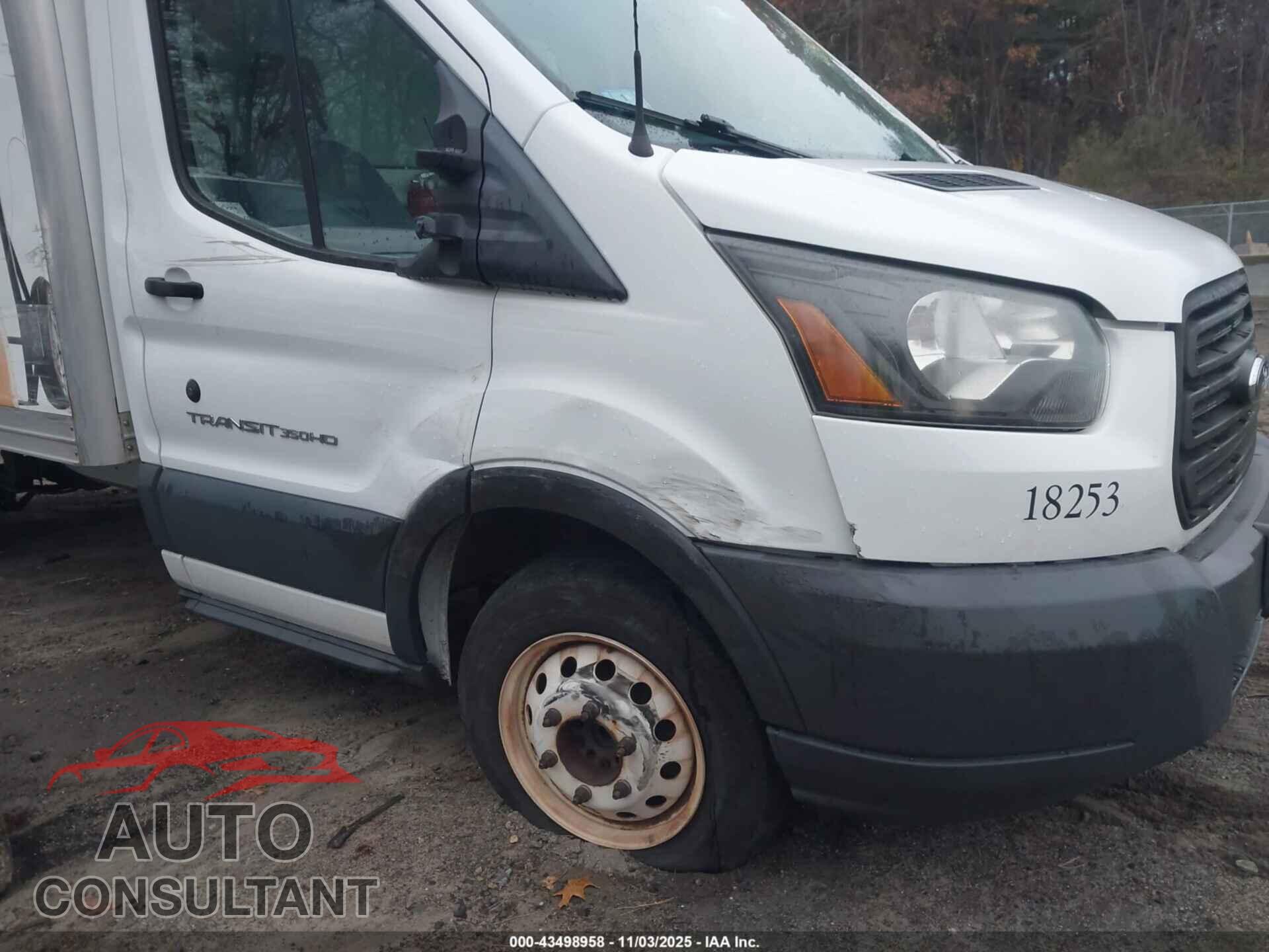 FORD TRANSIT-350 CAB 2018 - 1FDBF8ZM2JKA87381