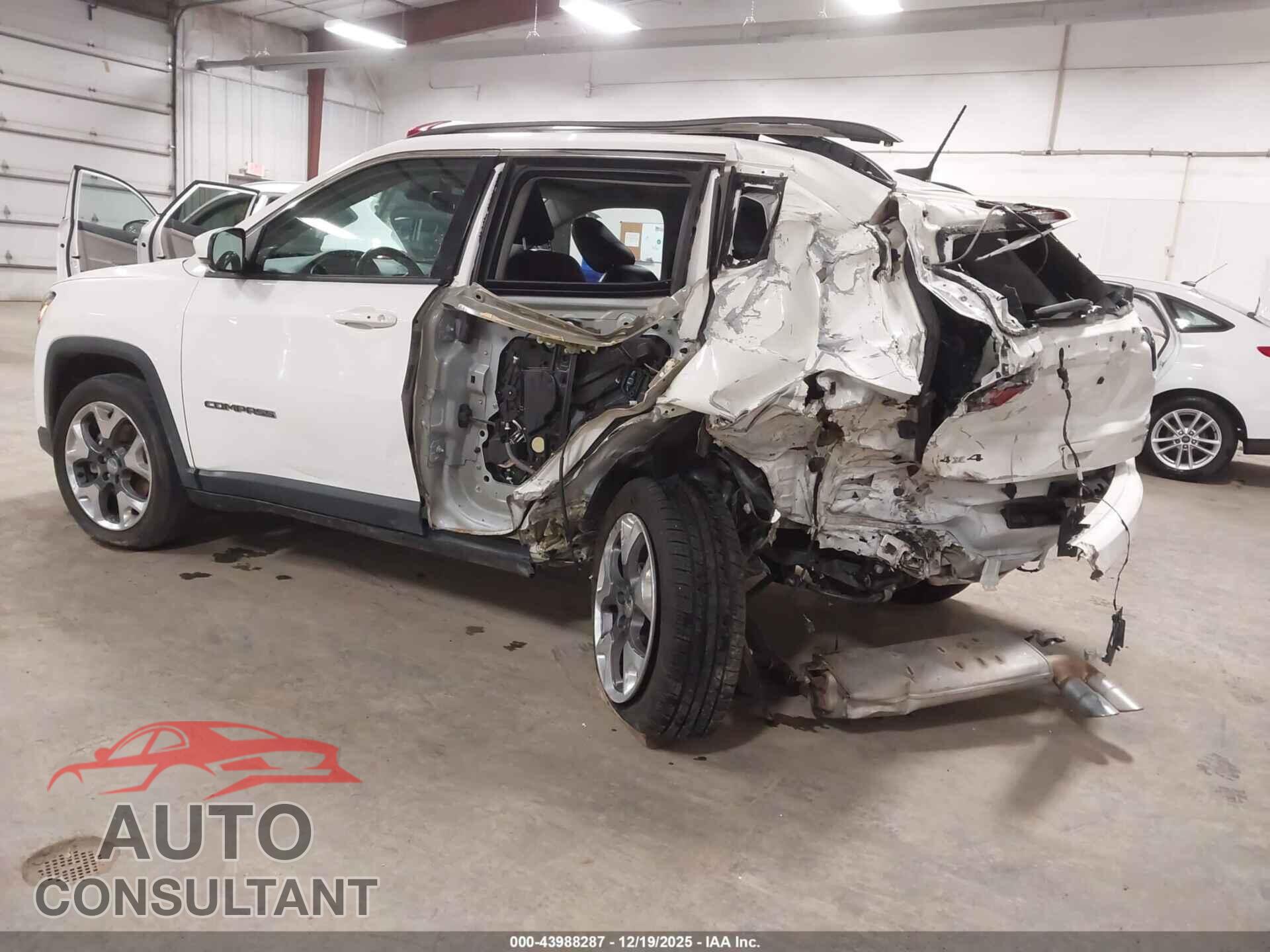JEEP COMPASS 2019 - 3C4NJDCB5KT791154