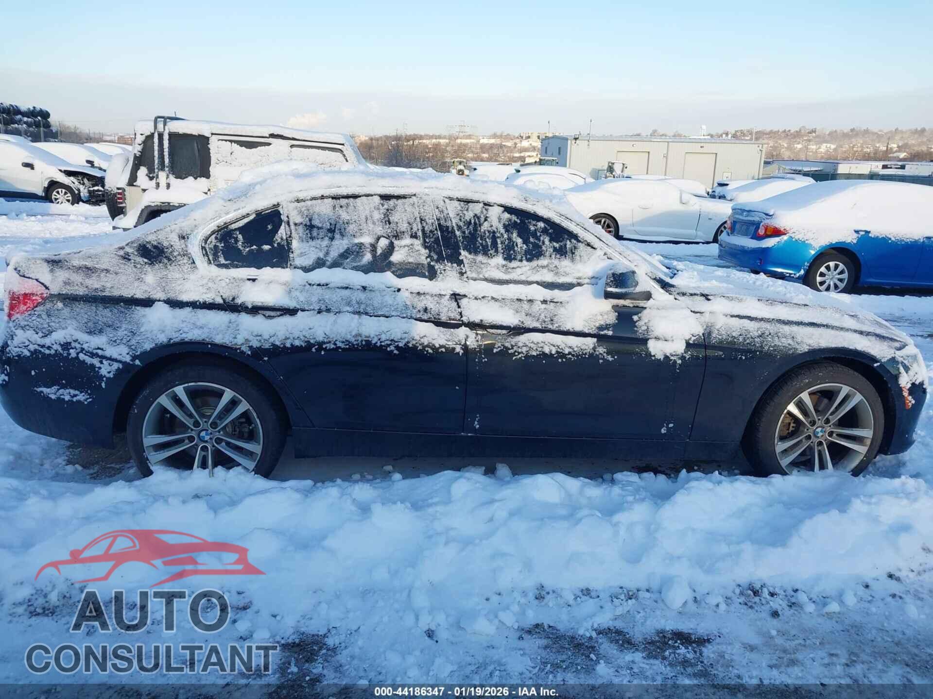 BMW 330I 2017 - WBA8D9C53HA003660