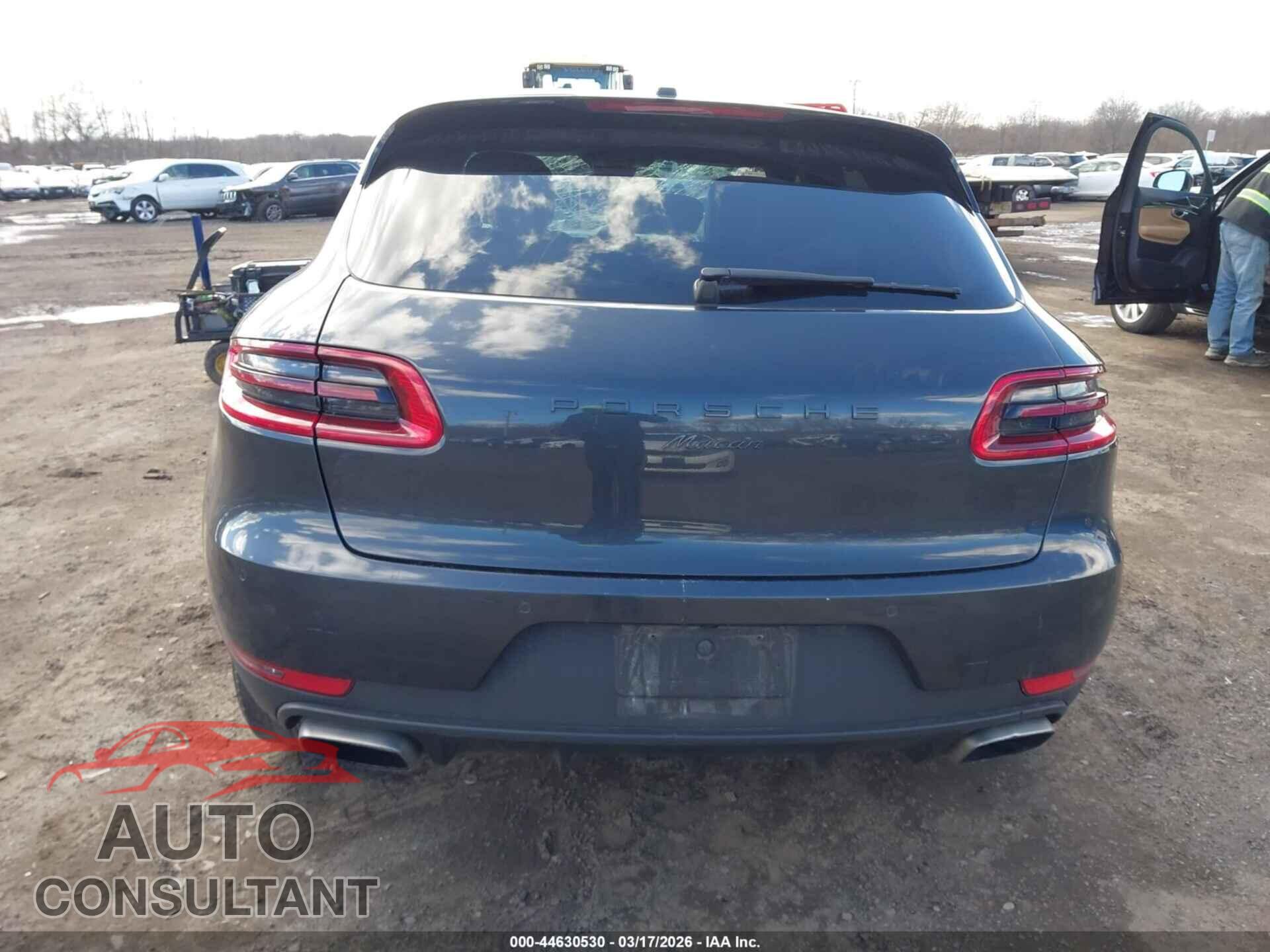 PORSCHE MACAN 2017 - WP1AA2A56HLB04377