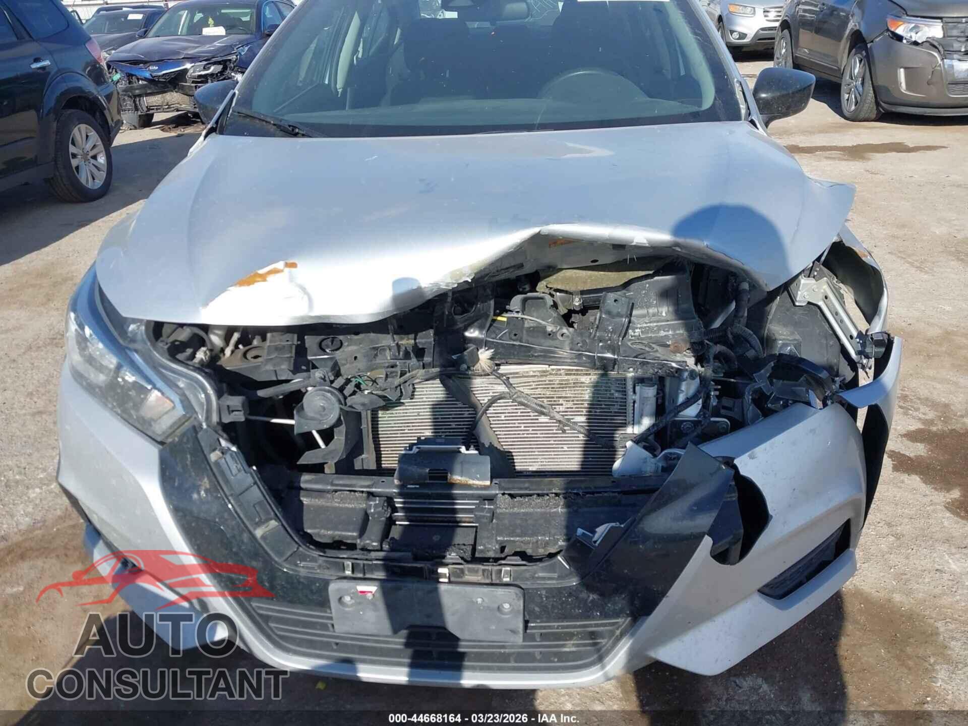 NISSAN VERSA 2021 - 3N1CN8DV6ML856417
