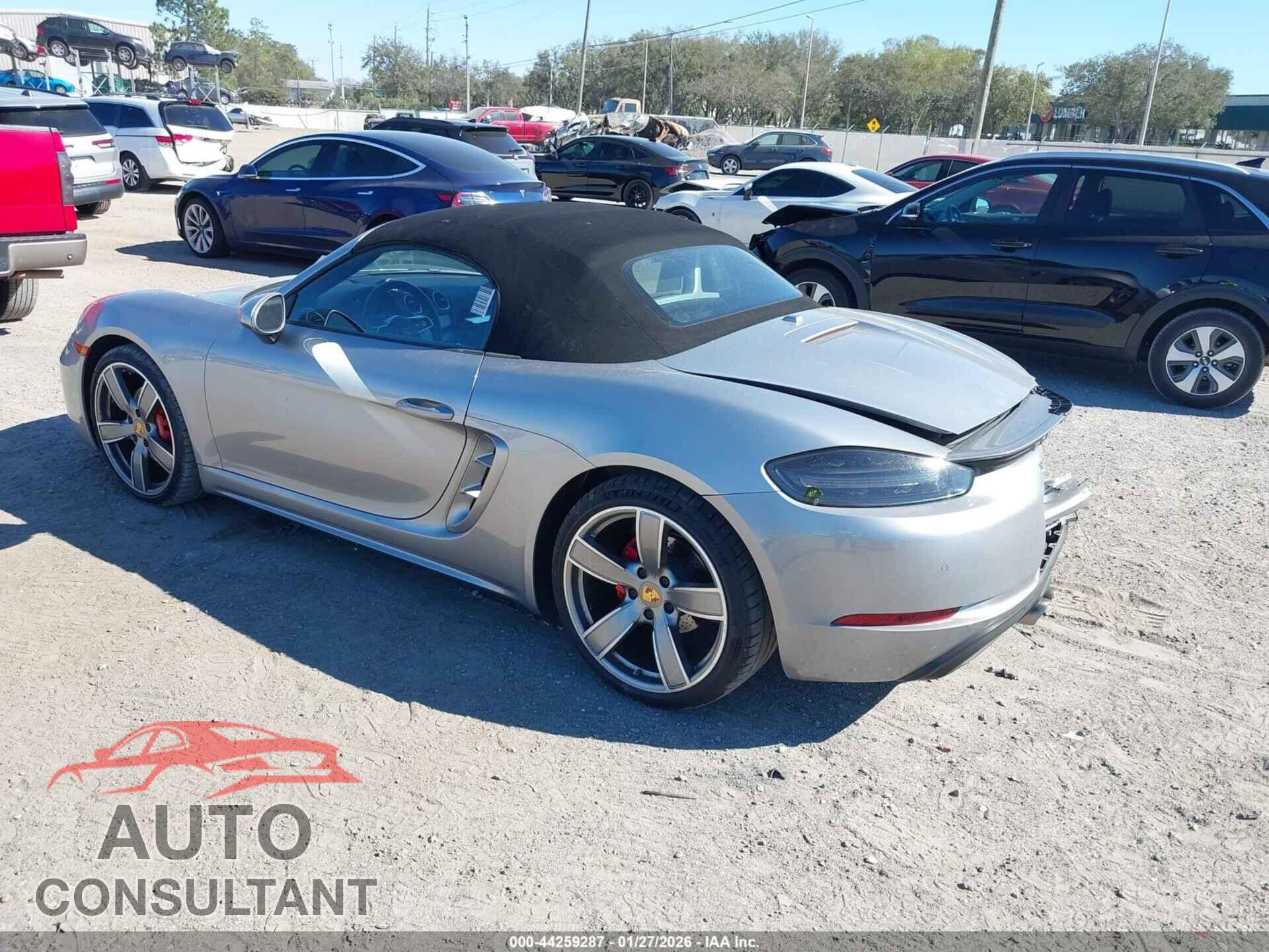 PORSCHE 718 BOXSTER 2018 - WP0CB2A85JS228301