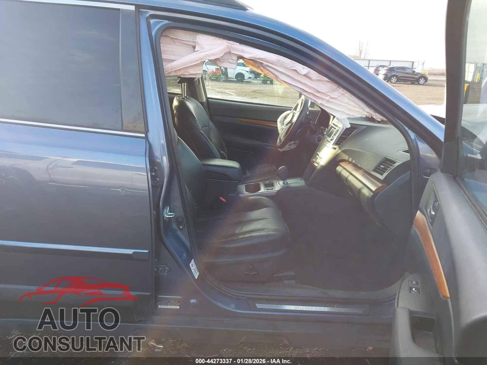 SUBARU OUTBACK 2014 - 4S4BRBLC7E3298726