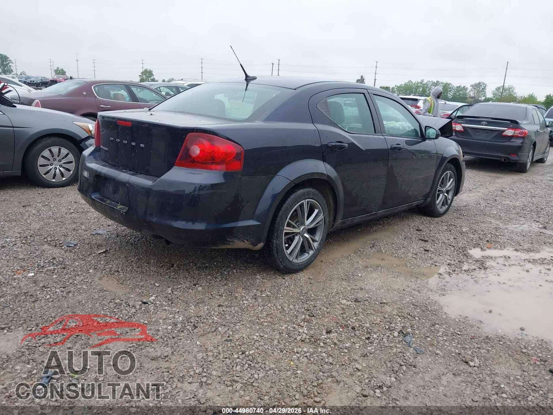 DODGE AVENGER 2011 - 1B3BD2FB7BN506949
