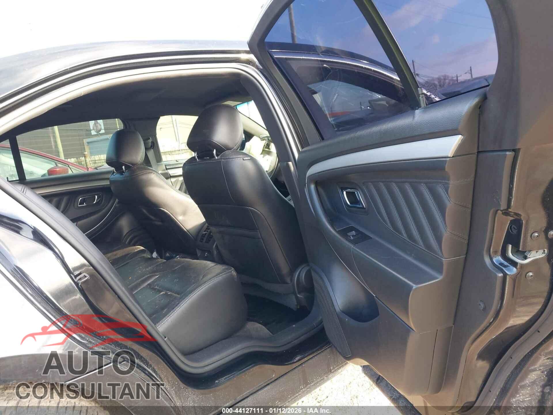 FORD TAURUS 2013 - 1FAHP2E82DG123777