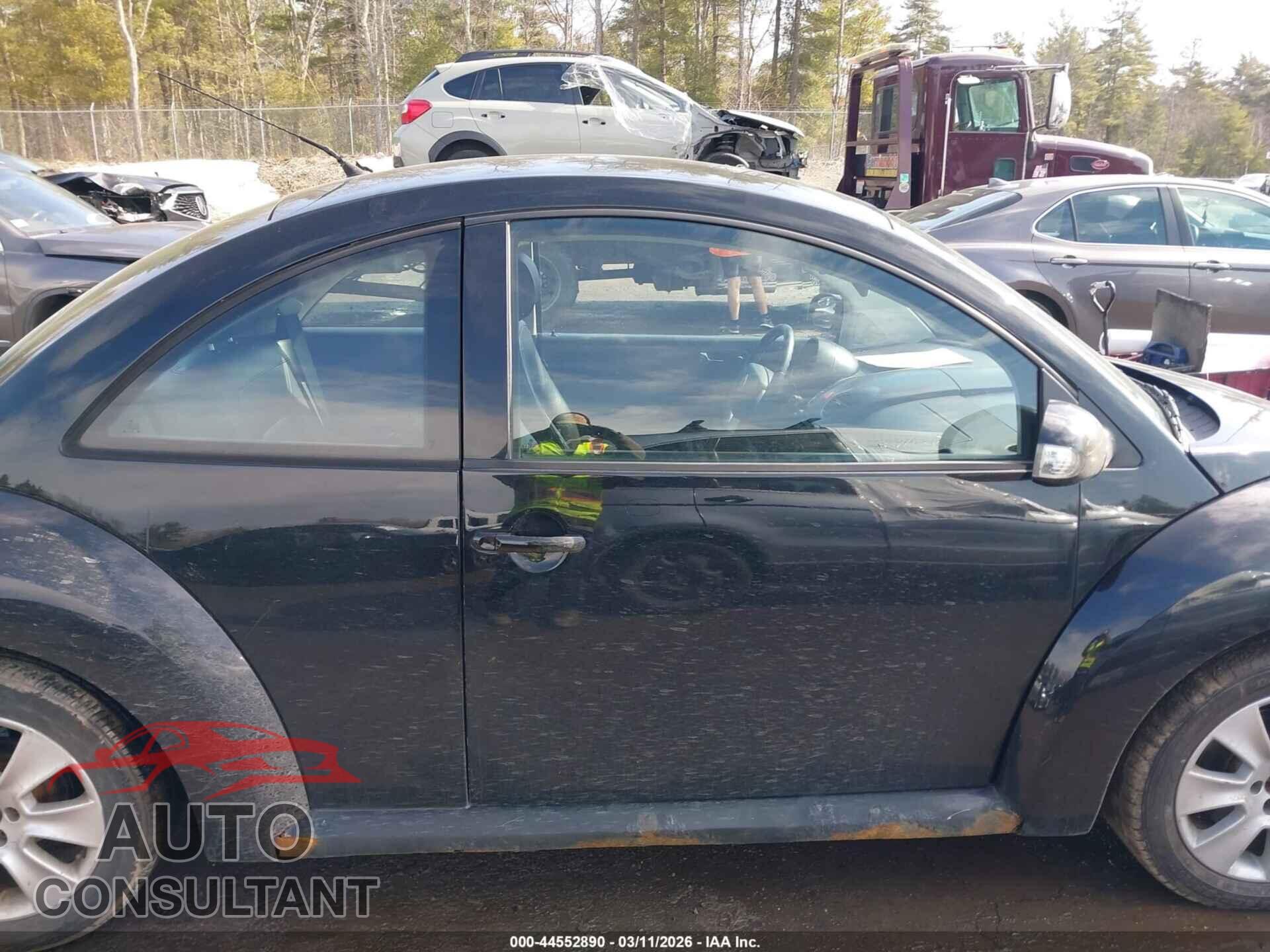 VOLKSWAGEN NEW BEETLE 2009 - 3VWPG31C19M511924