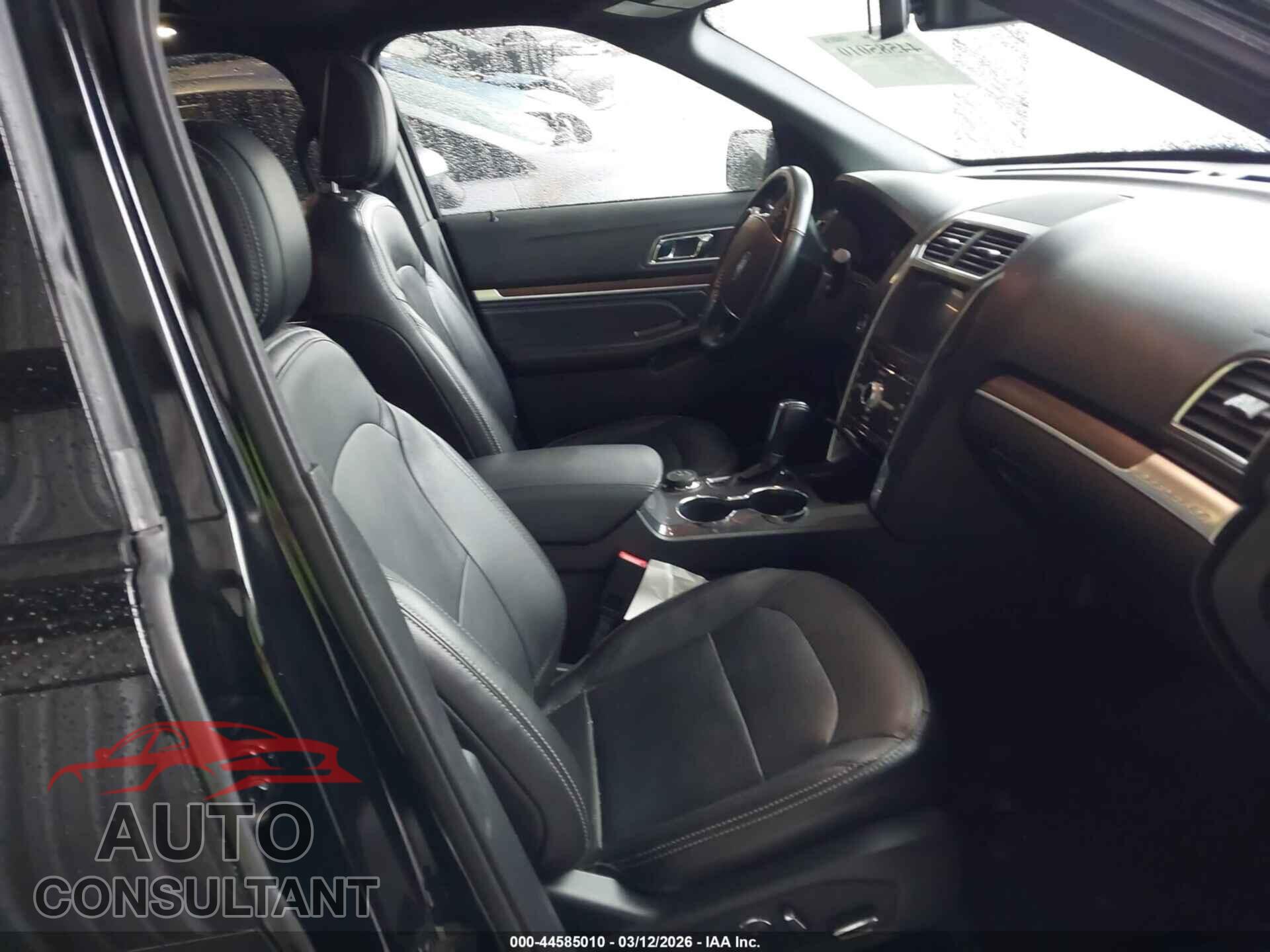 FORD EXPLORER 2018 - 1FM5K8F87JGB15873