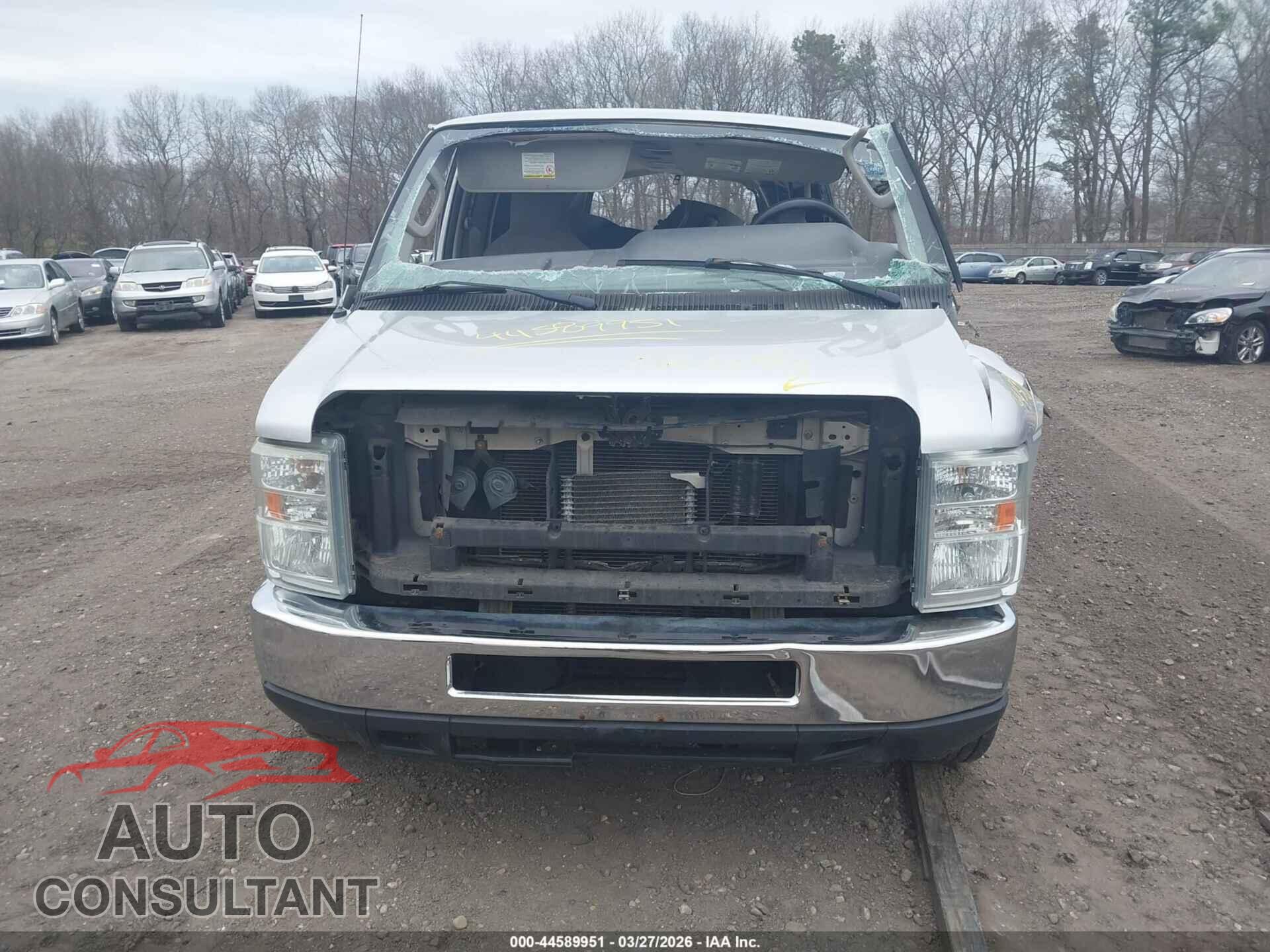 FORD E-350 SUPER DUTY 2011 - 1FBSS3BL9BDA85237
