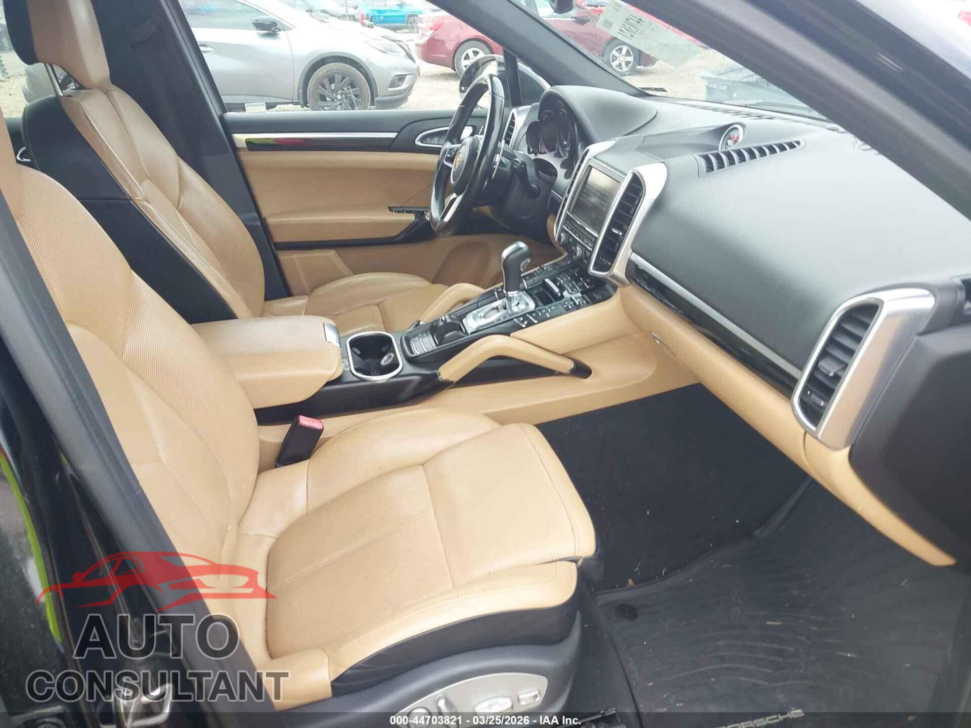 PORSCHE CAYENNE 2016 - WP1AA2A27GLA06219