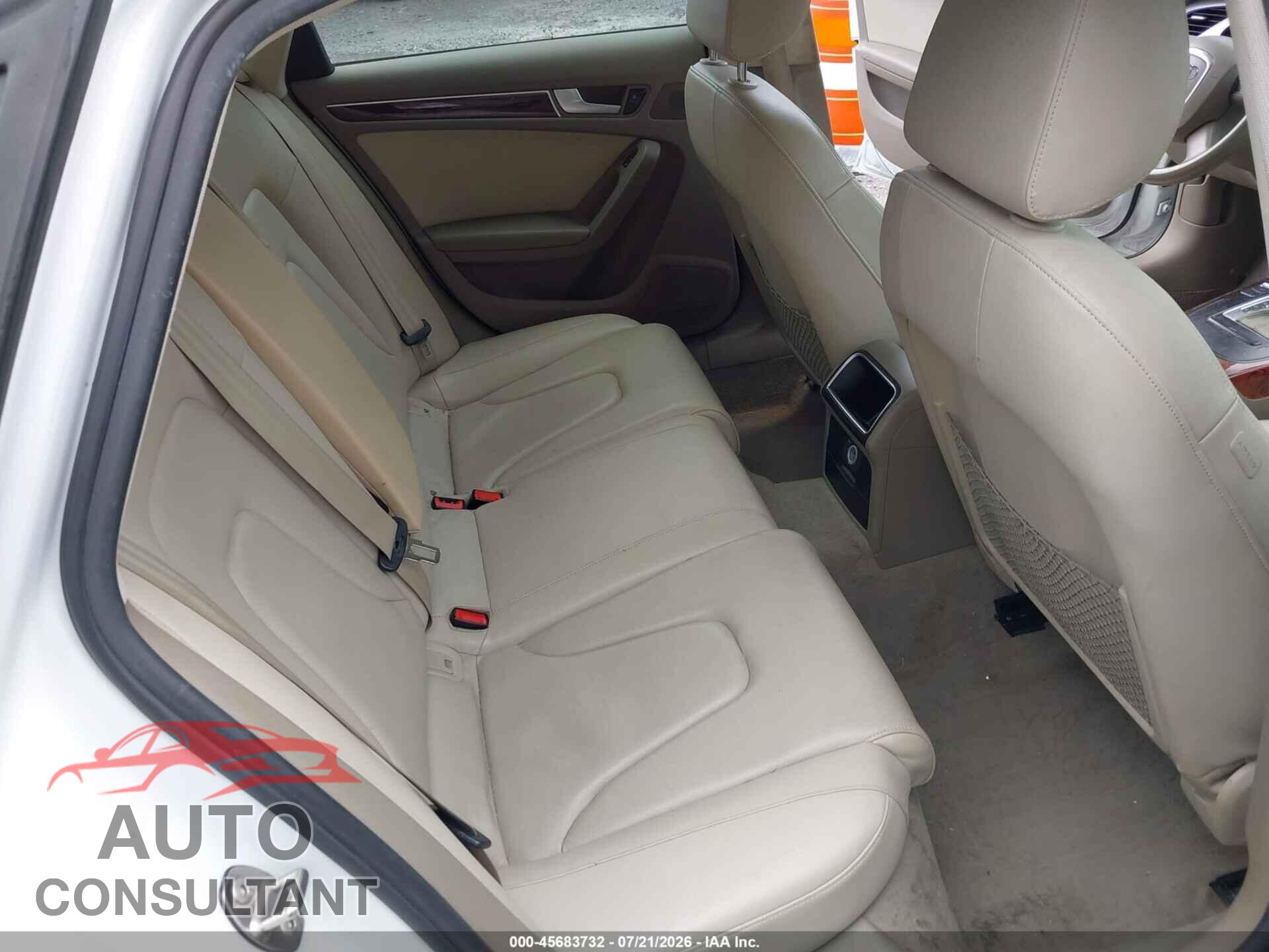 AUDI A4 2012 - WAUBFAFL3CA117534
