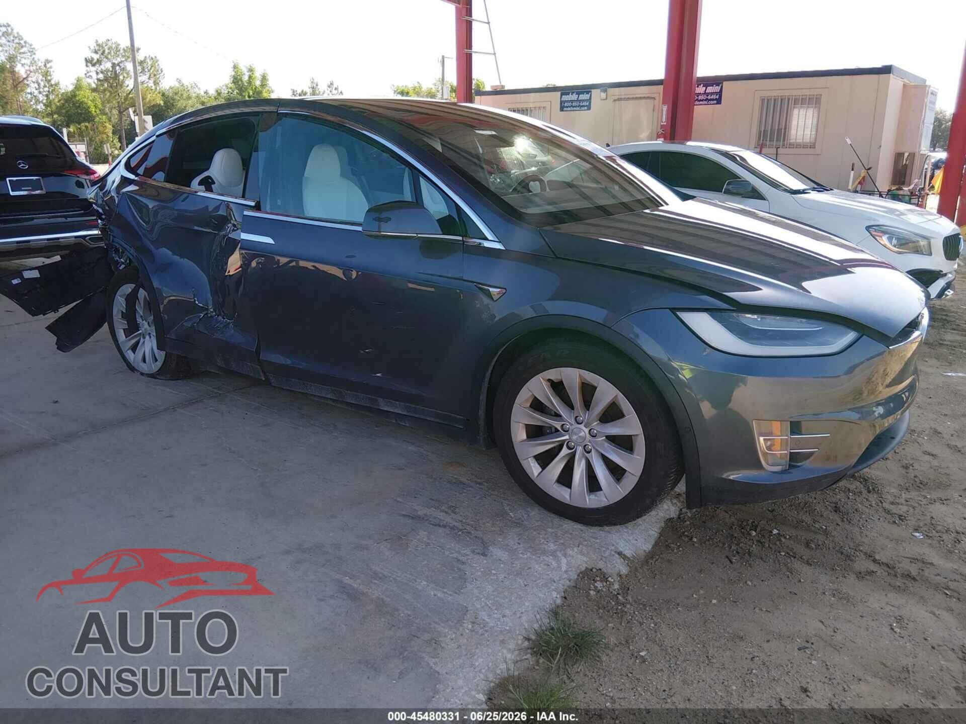 TESLA MODEL X 2021 - 5YJXCDE28MF322674