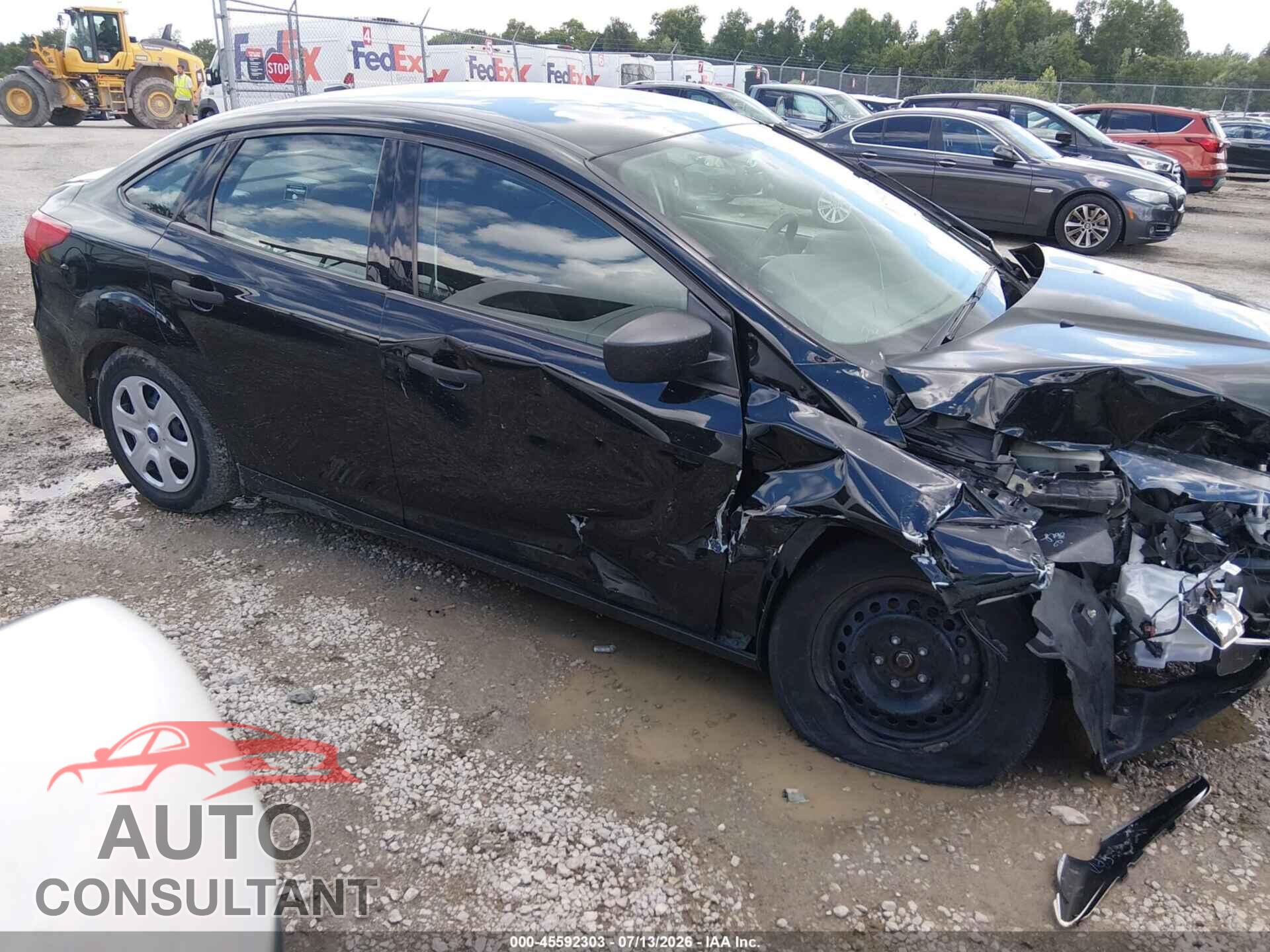 FORD FOCUS 2017 - 1FADP3E24HL283284