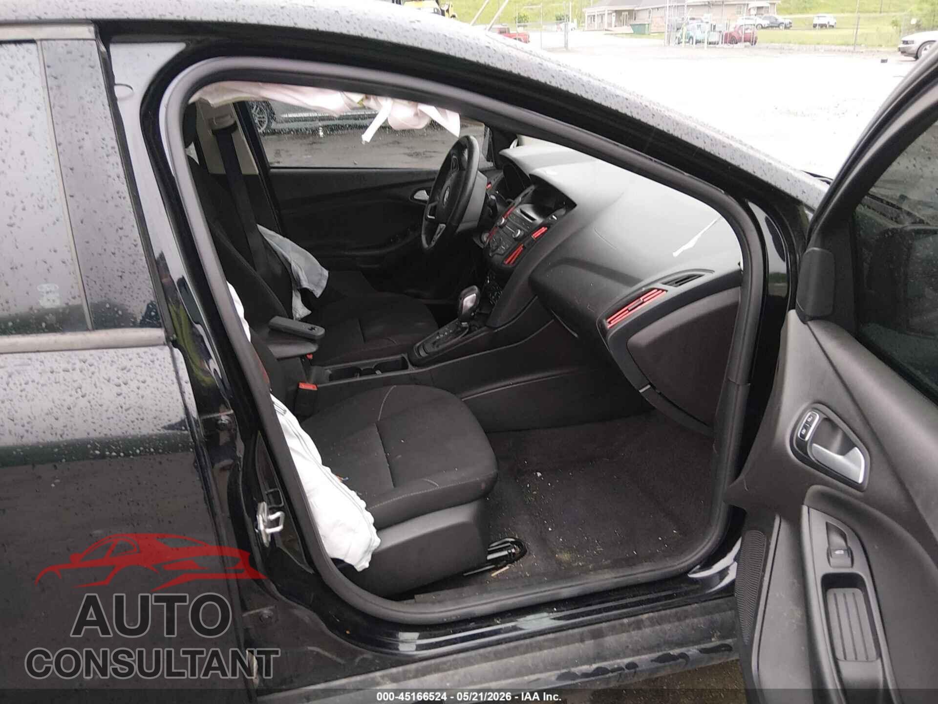 FORD FOCUS 2017 - 1FADP3FE4HL302618