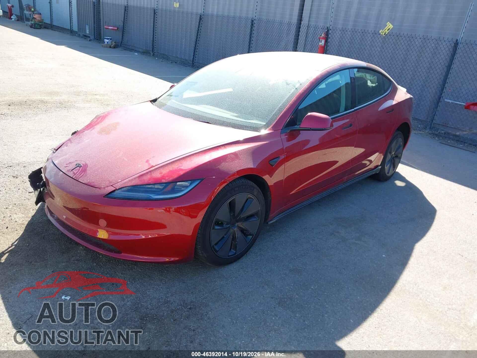 TESLA MODEL 3 2025 - 5YJ3E1EA1SF008229