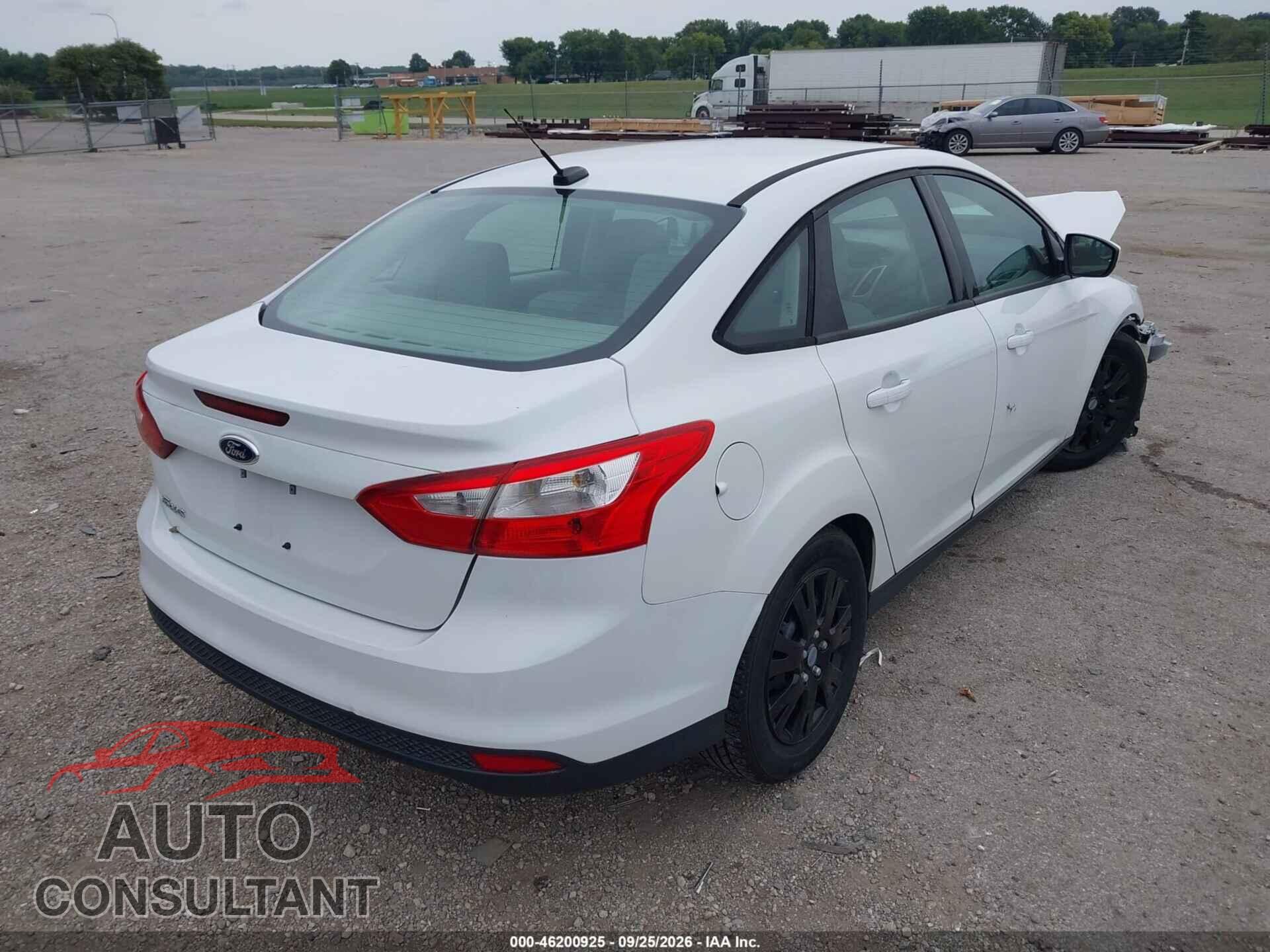 FORD FOCUS 2012 - 1FAHP3F22CL455885