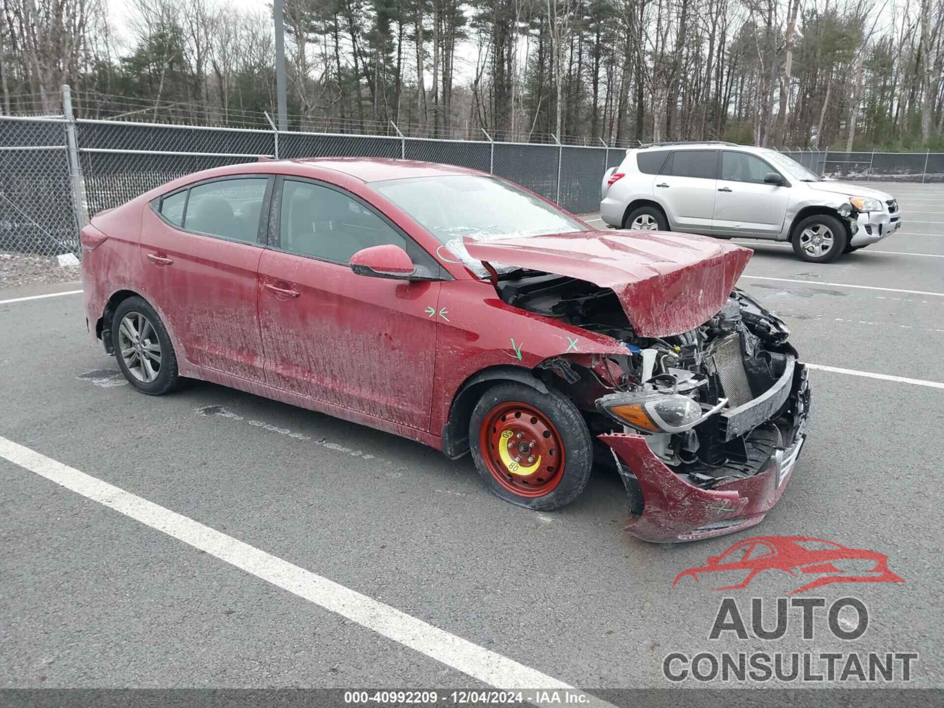 HYUNDAI ELANTRA 2018 - KMHD84LF5JU574455