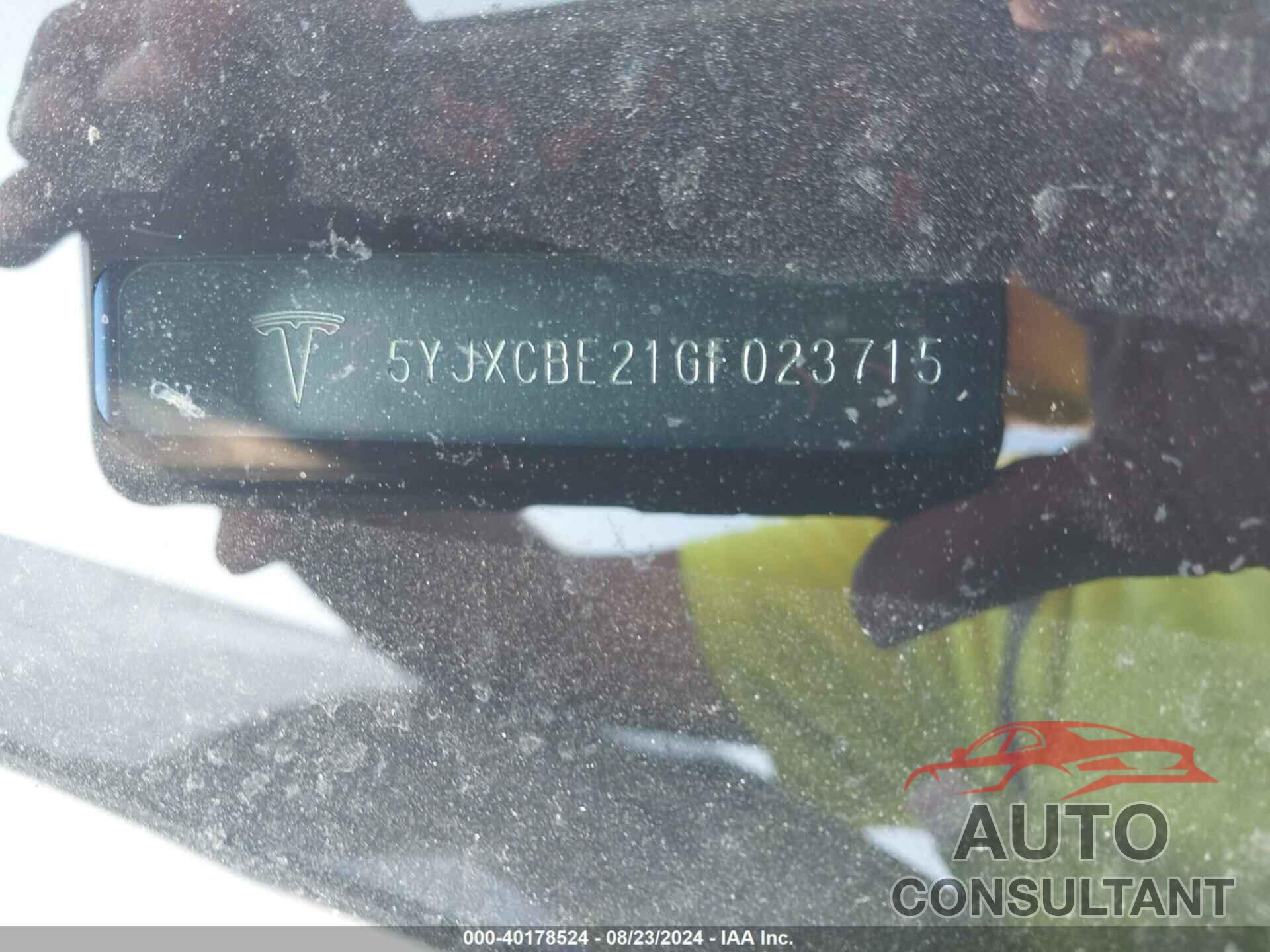TESLA MODEL X 2016 - 5YJXCBE21GF023715