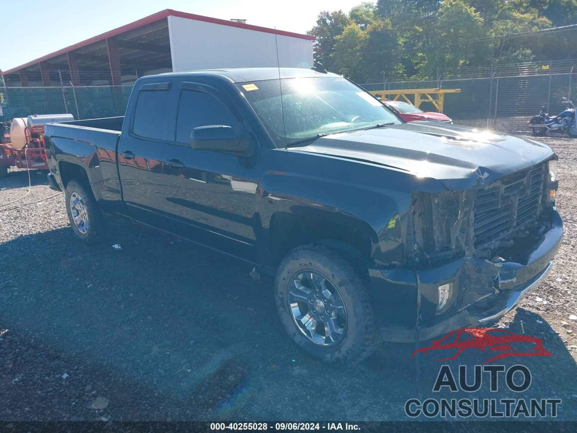 CHEVROLET SILVERADO 1500 2018 - 1GCVKREC5JZ130327