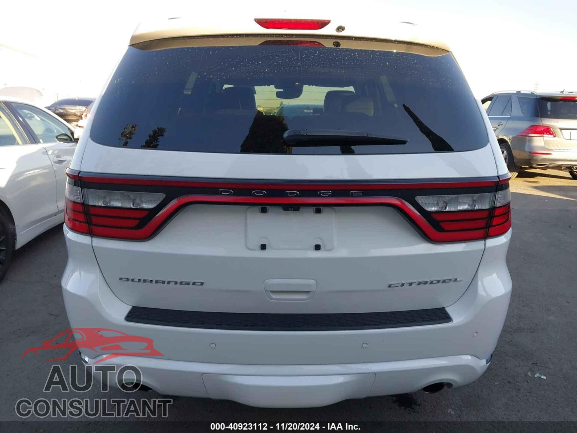 DODGE DURANGO 2018 - 1C4SDHET5JC201312