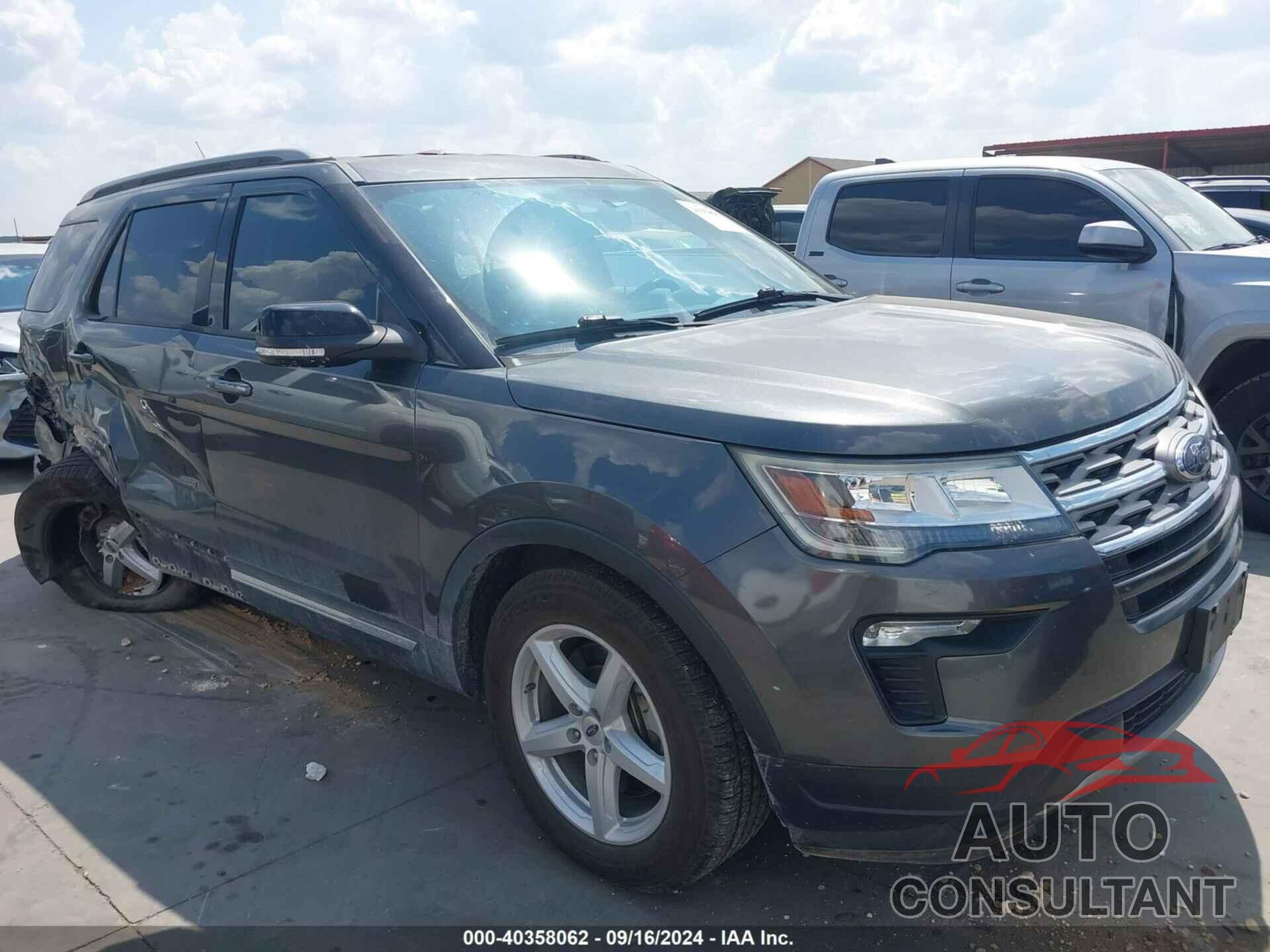 FORD EXPLORER 2018 - 1FM5K7D80JGB78553