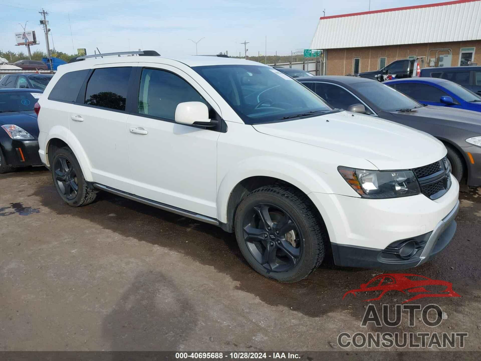 DODGE JOURNEY 2018 - 3C4PDCGB4JT288590