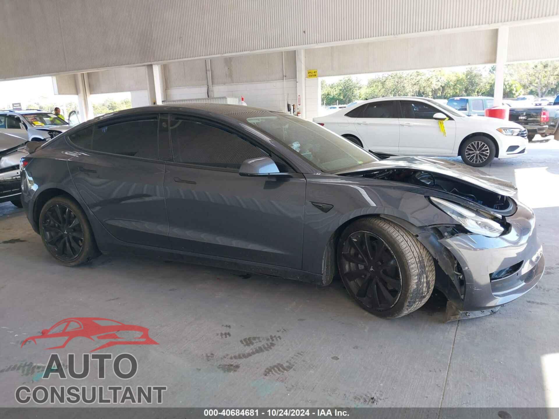 TESLA MODEL 3 2020 - 5YJ3E1EC8LF586671