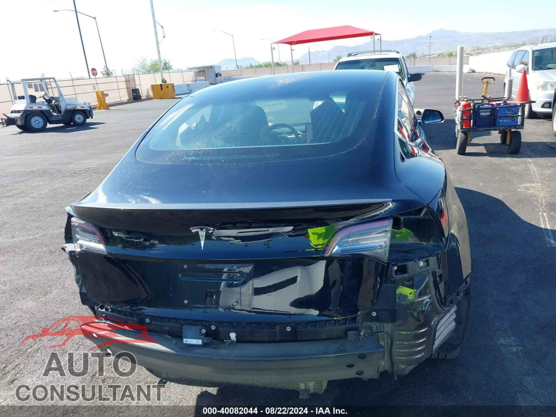 TESLA MODEL 3 2018 - 5YJ3E1EA1JF156847
