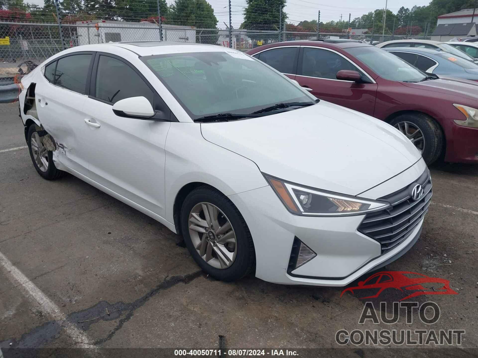 HYUNDAI ELANTRA 2019 - 5NPD84LF5KH481497