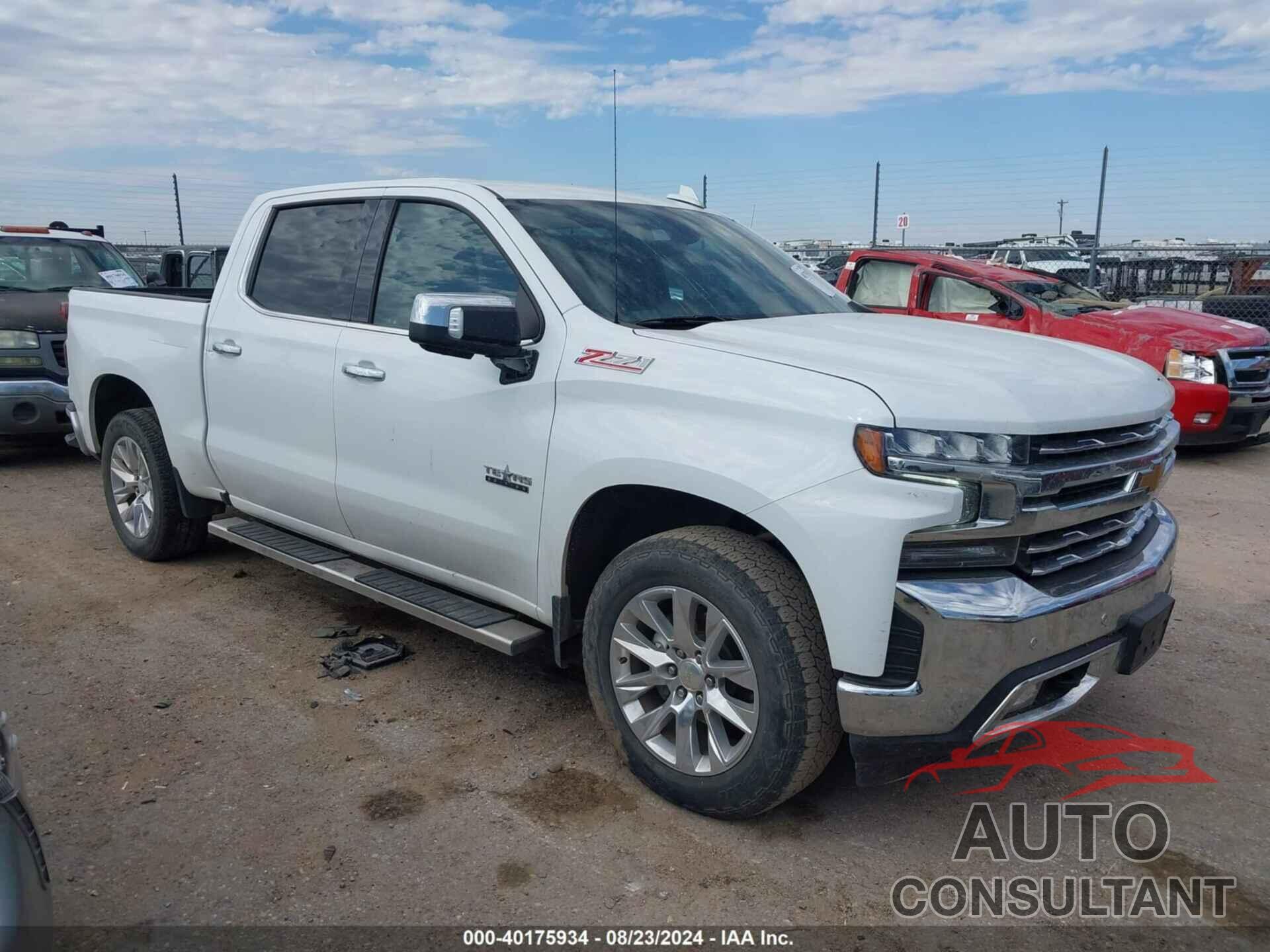 CHEVROLET SILVERADO 1500 2021 - 1GCUYGED1MZ332125