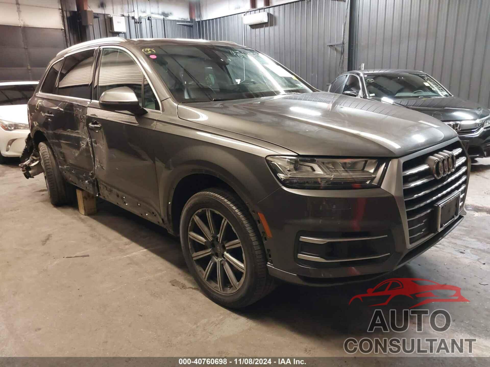 AUDI Q7 2018 - WA1LHAF77JD051130