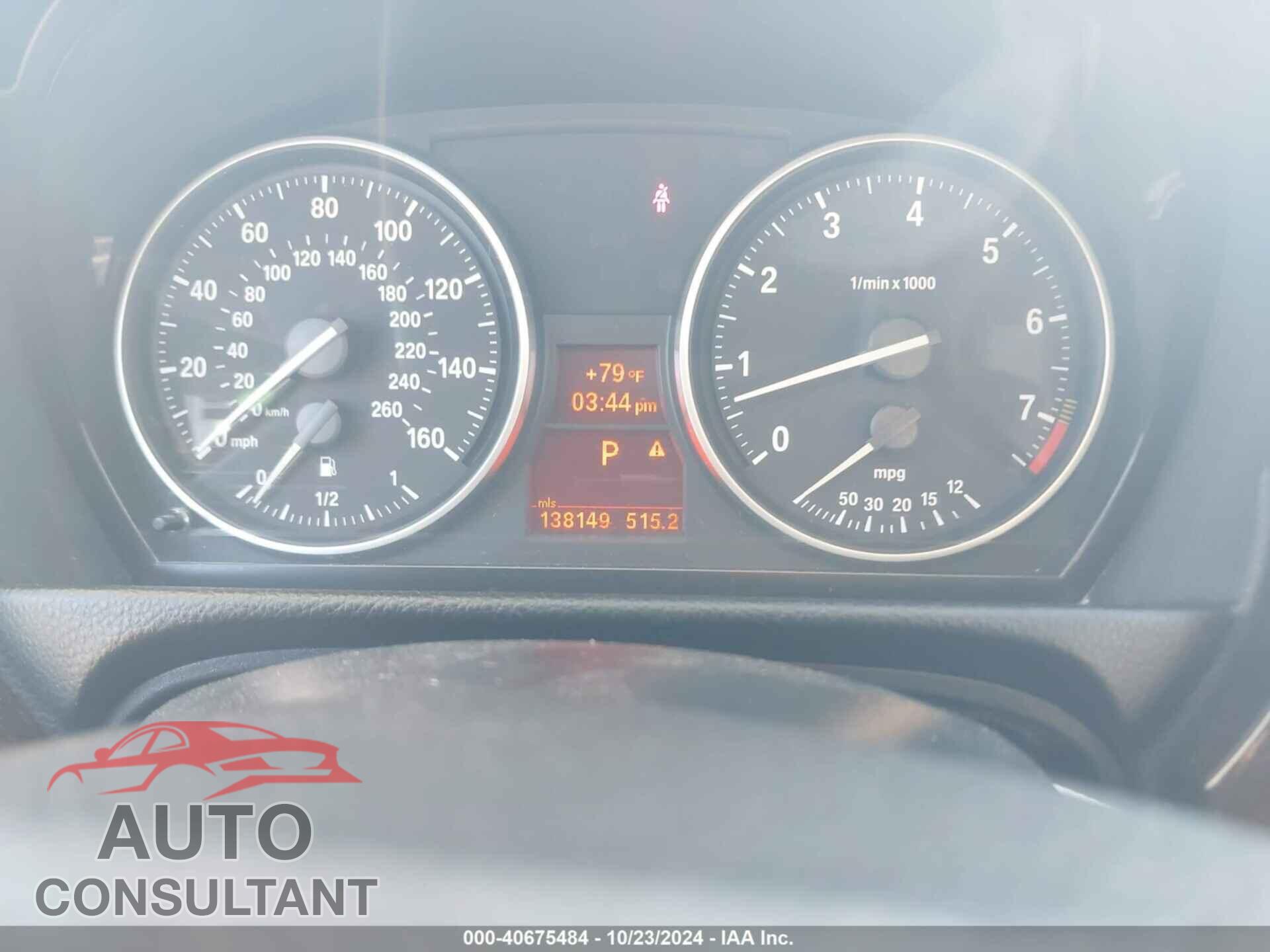 BMW 328I 2011 - WBAPH7C56BA801324